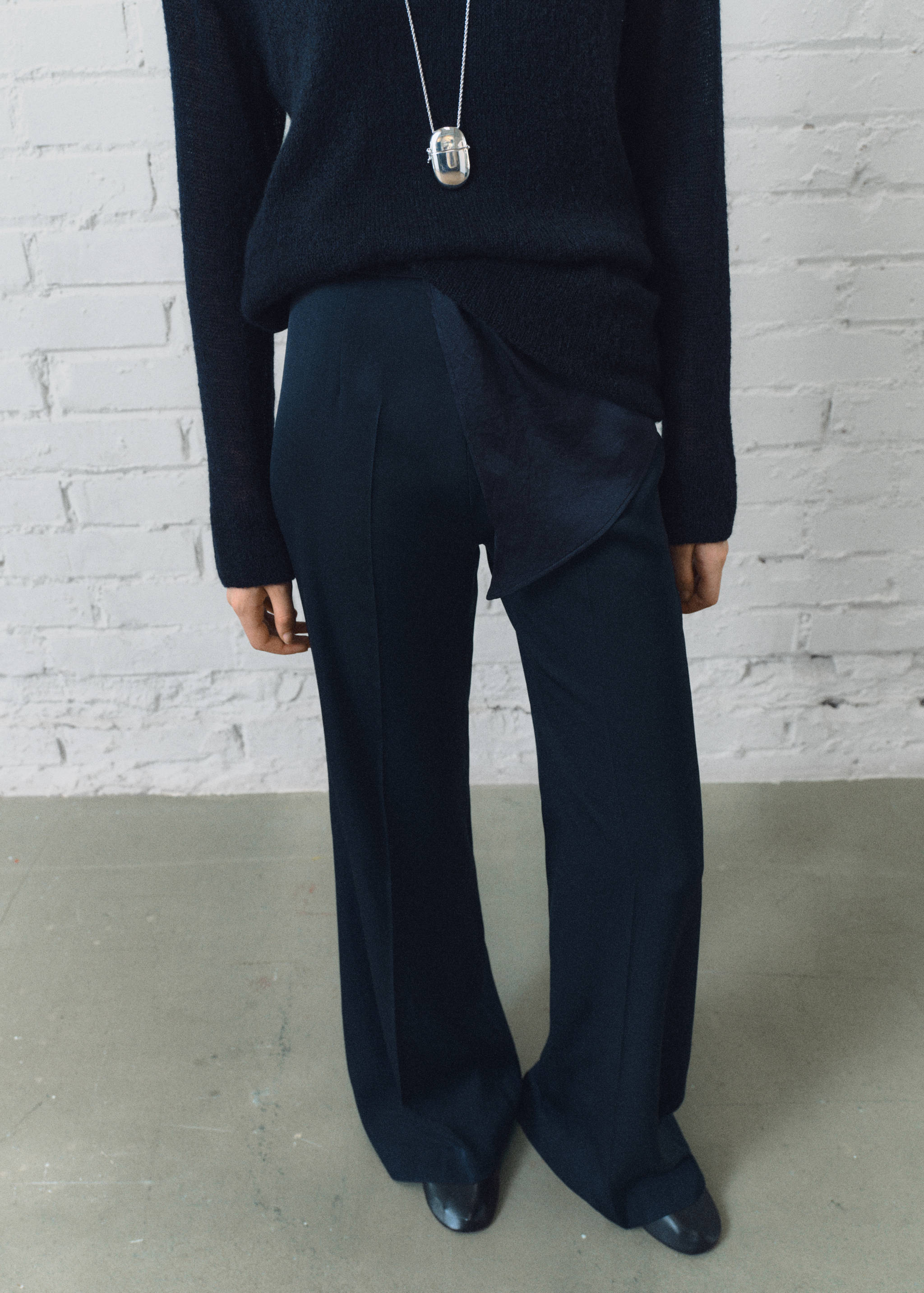 Long flared trousers - Medium plane