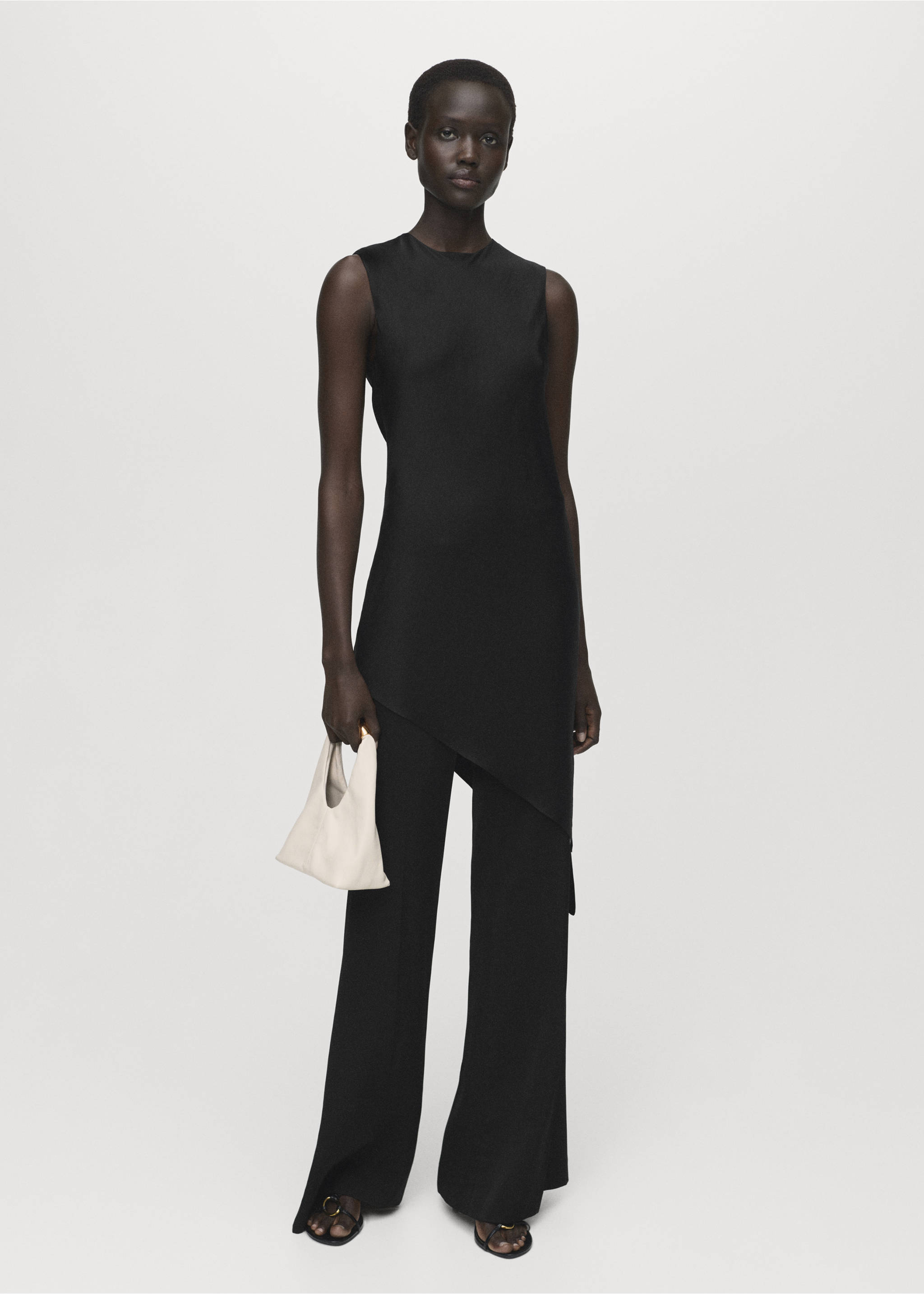 Long flared trousers - General plane, Black. Ref: 17014149-00.