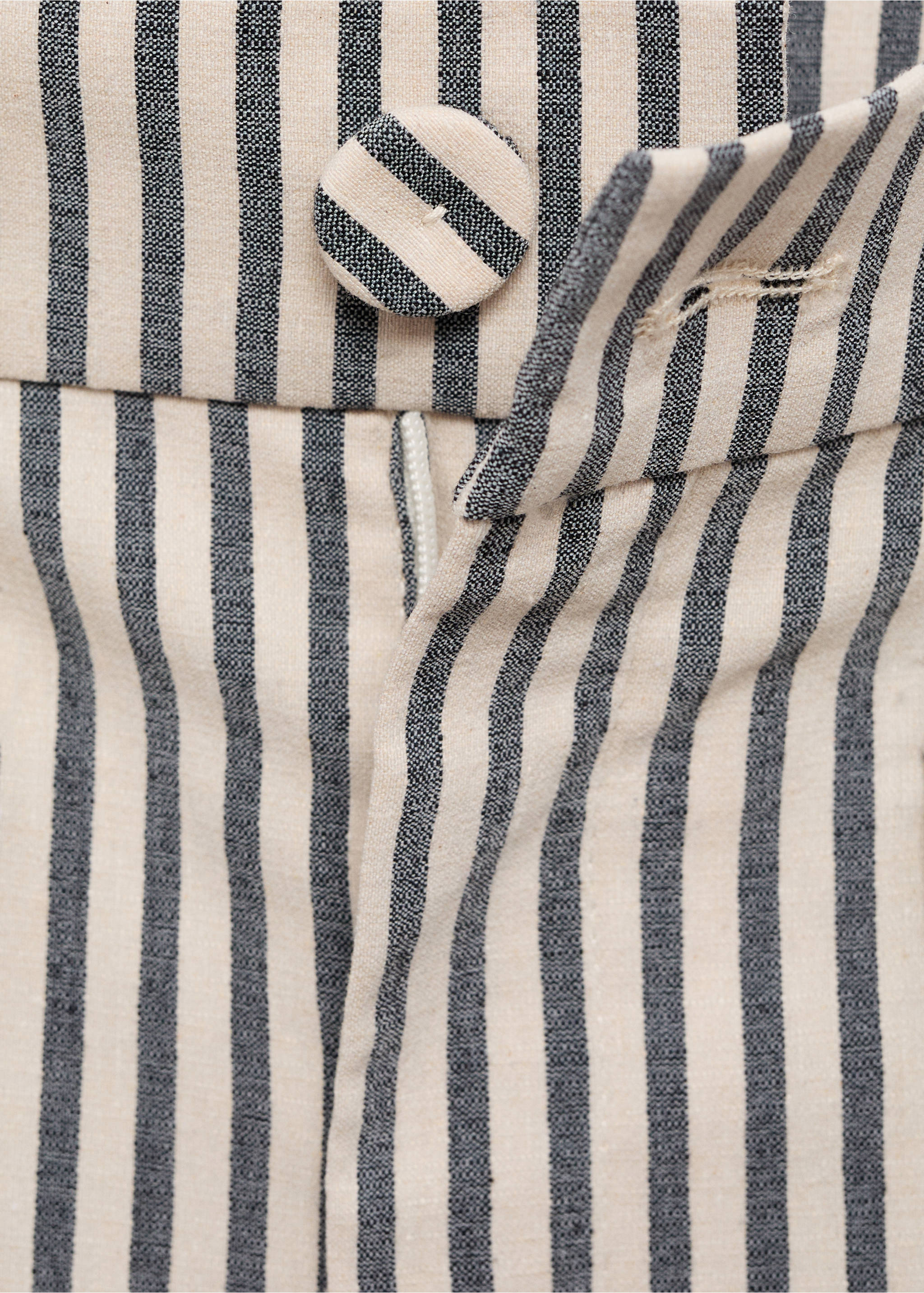 Striped trousers with pockets - Details of the article 8, Ecru. Ref: 17014152-00.