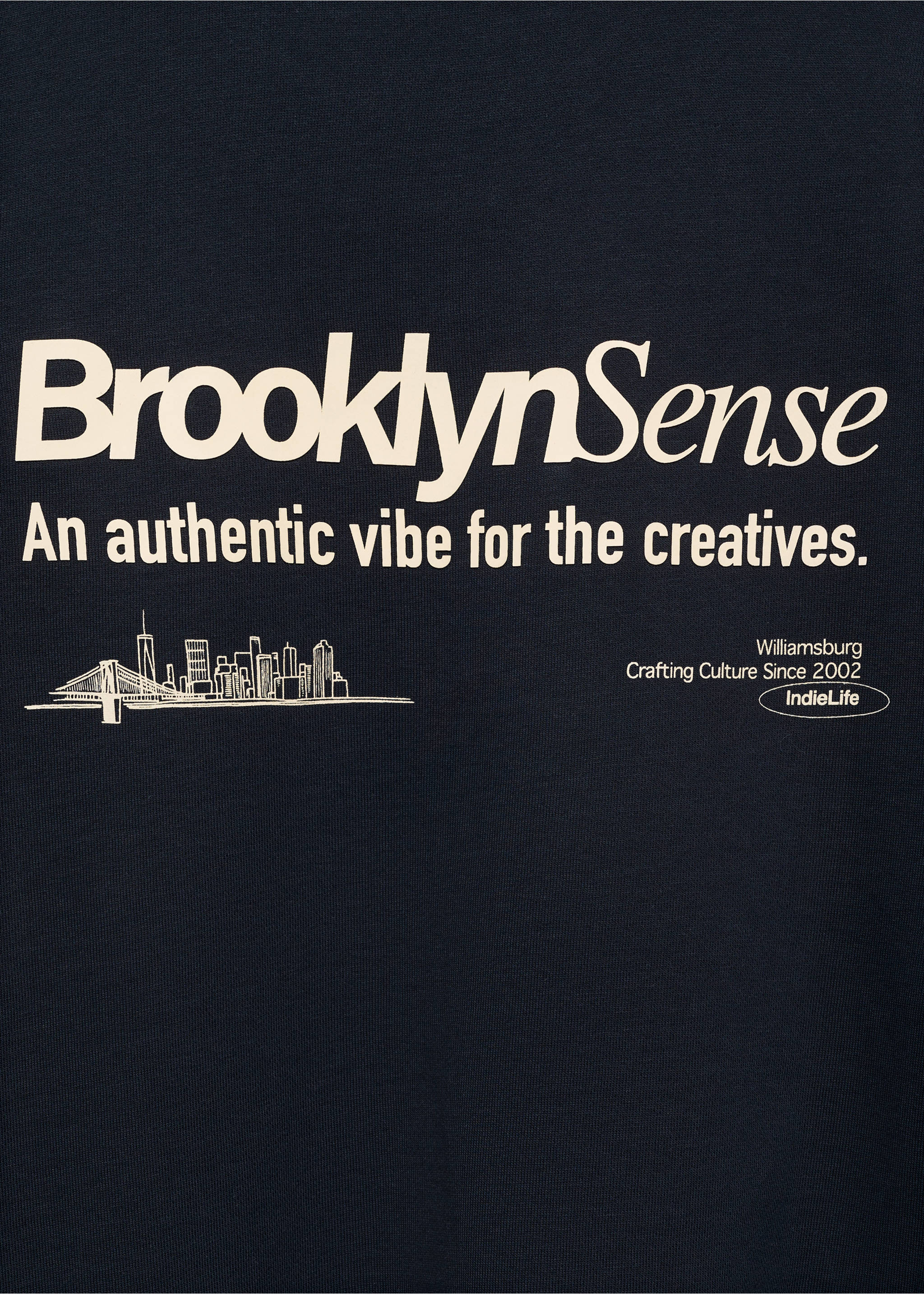 100% cotton sweatshirt text - Details of the article 0, Navy. Ref: 17014442-00.