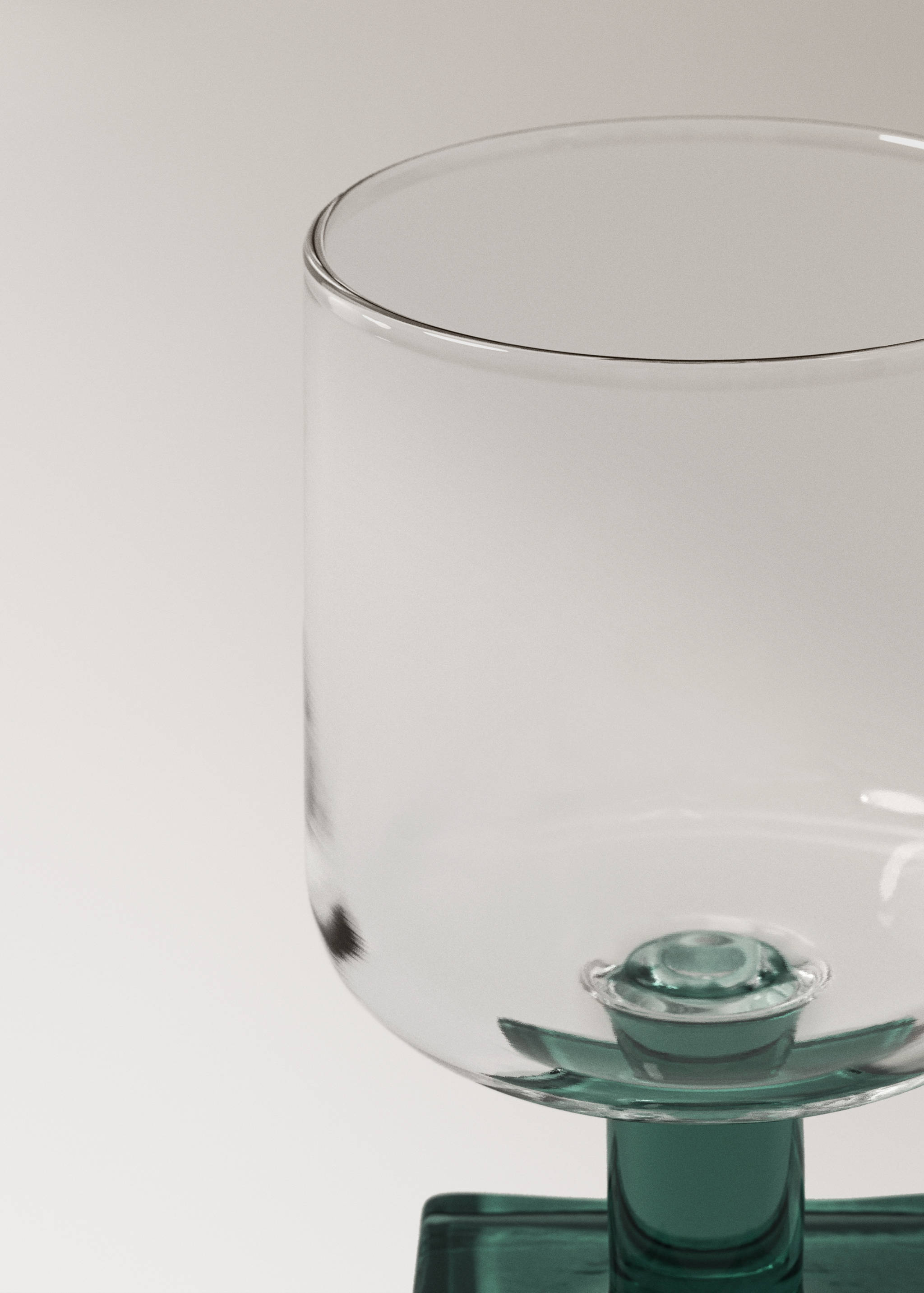 Borosilicate stem glass with coloured base - Details of the article 2