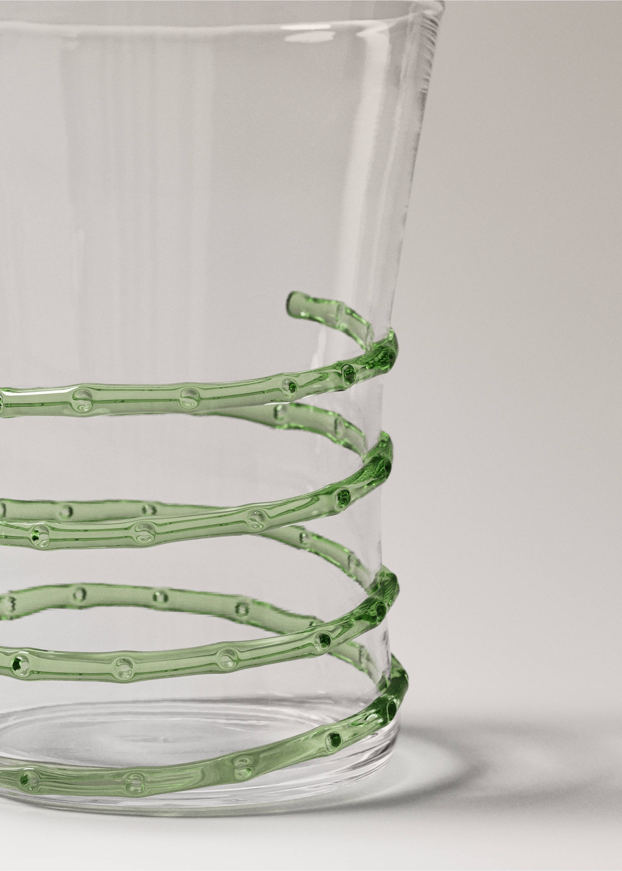 Borosilicate glass vase with dot texture - Details of the article 1, Off White. Ref: 17014446-00.