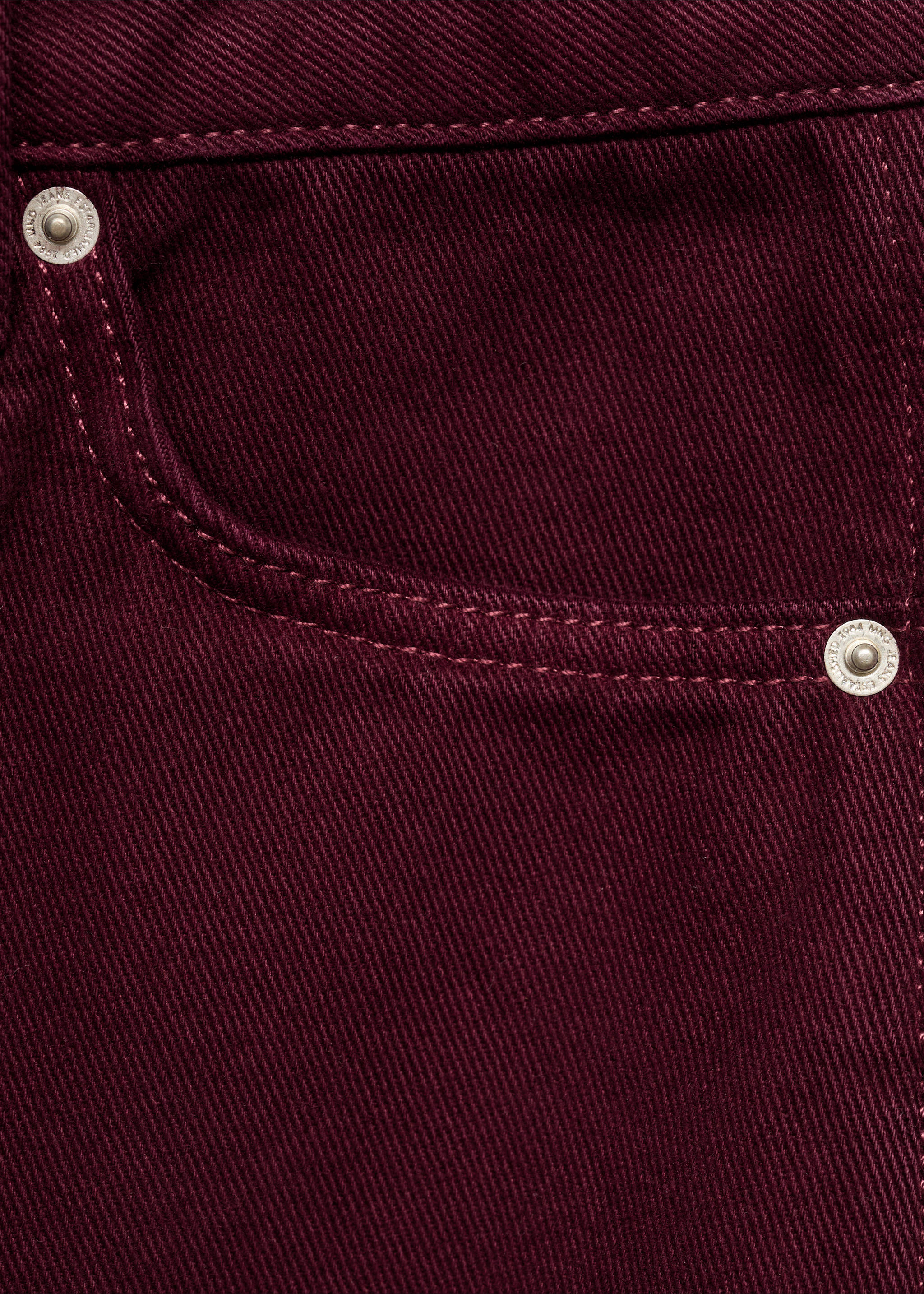 High-waisted barrel jeans - Details of the article 8, Wine. Ref: 17014792-00.