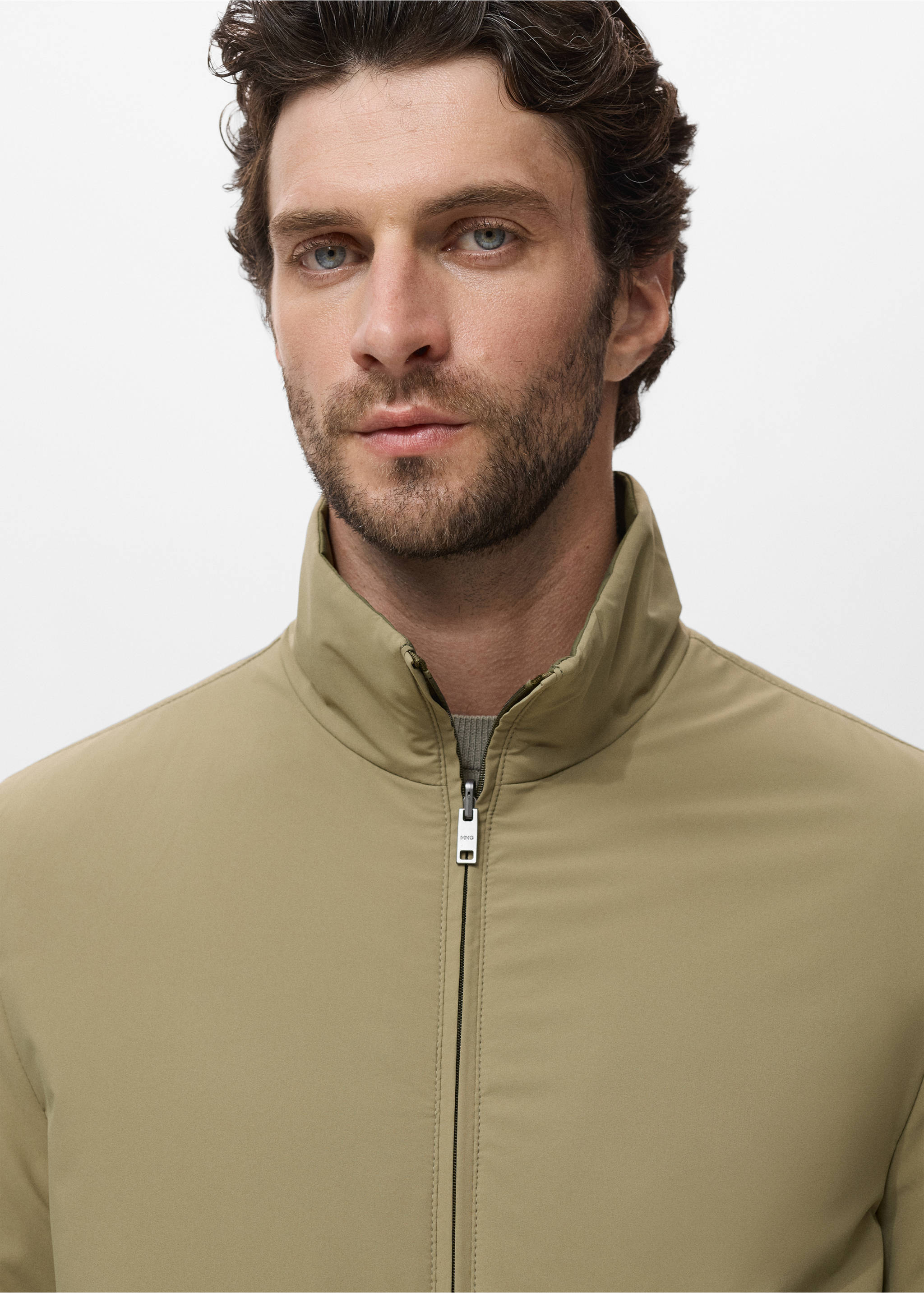 Reversible quilted water-repellent reversible jacket - Details of the article 1, Beige. Ref: 17015141-00.