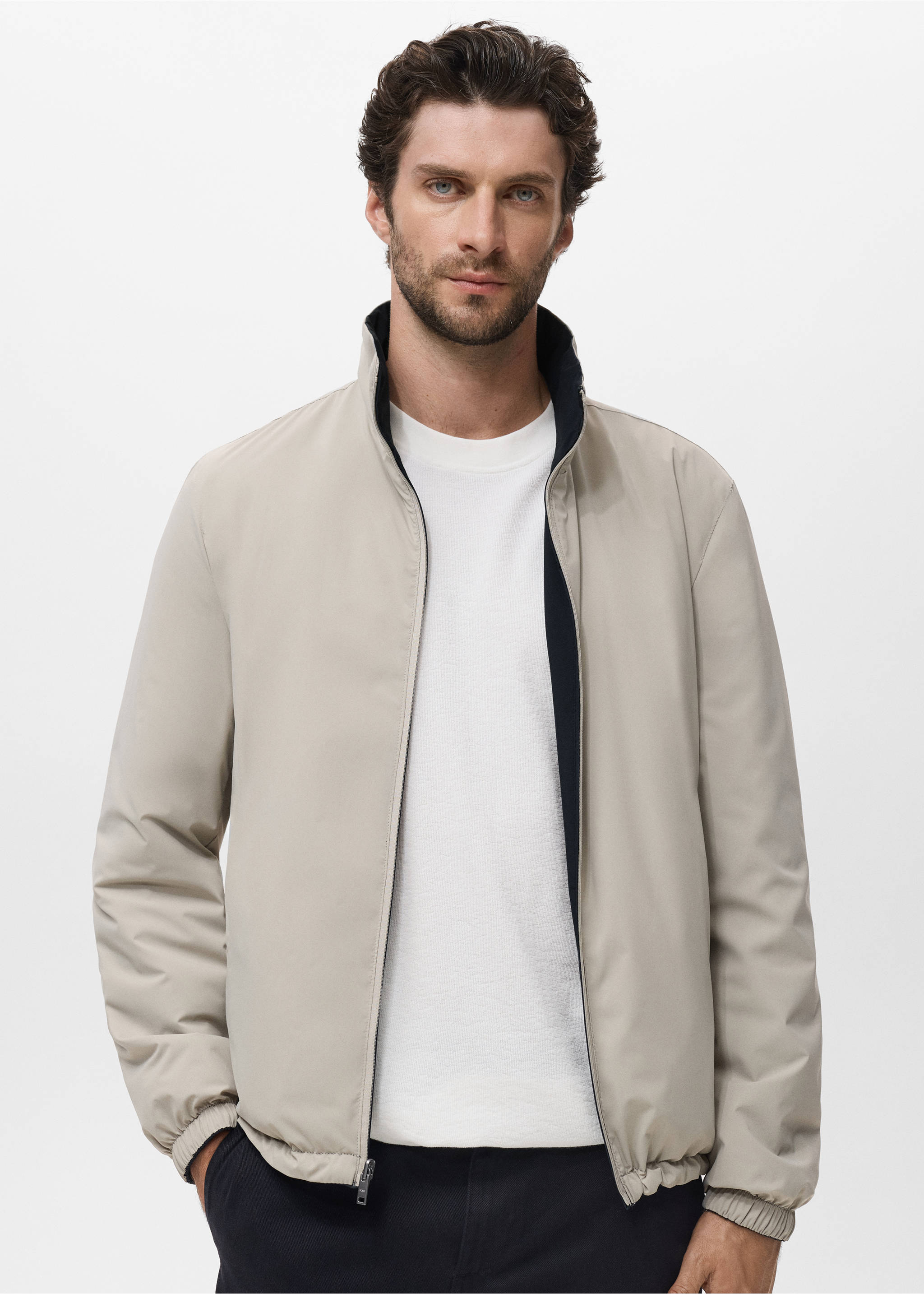Reversible quilted water-repellent reversible jacket - Details of the article 3, Navy. Ref: 17015141-00.