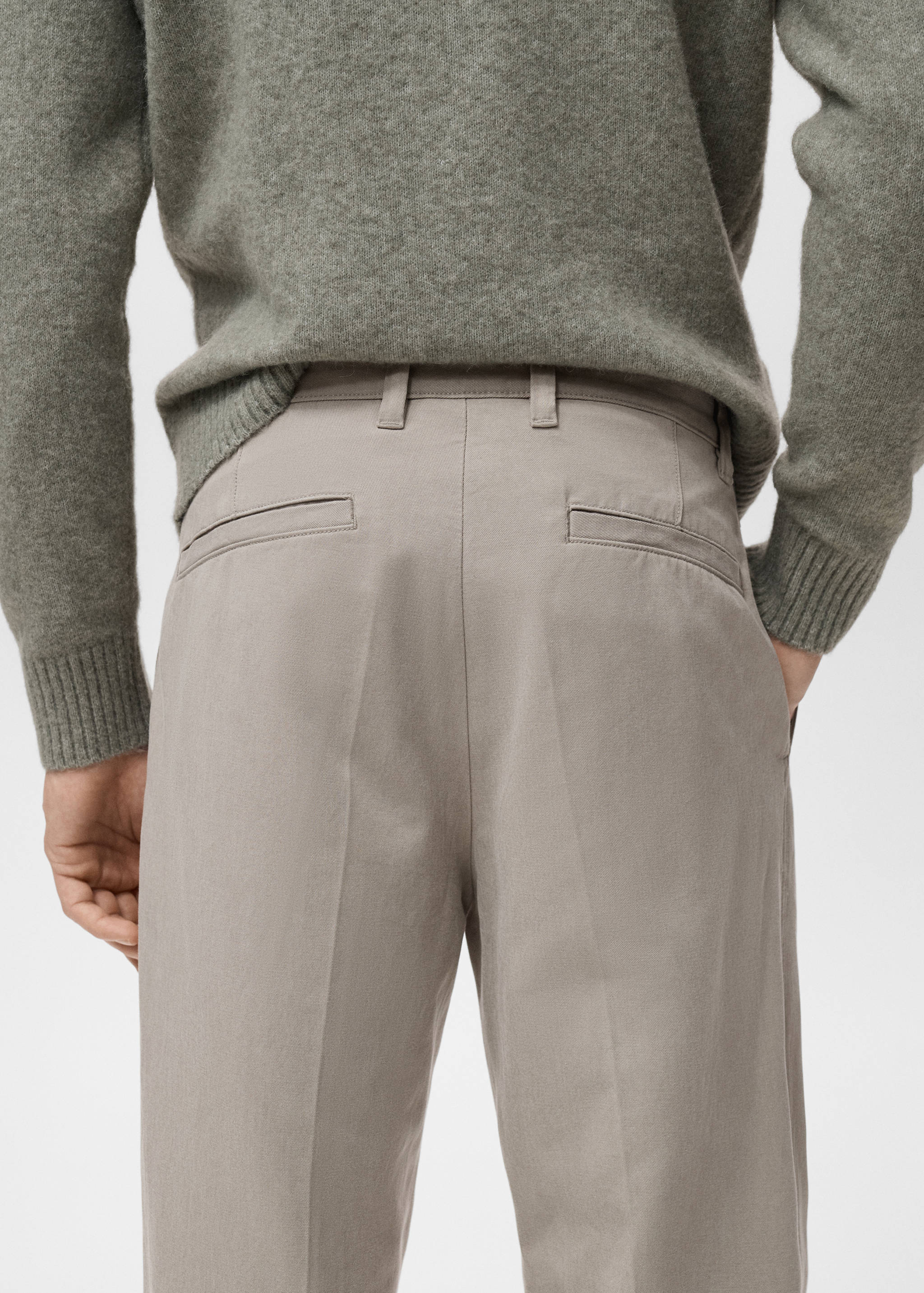 Cotton and lyocell straight-leg pleated trousers - Details of the article 3
