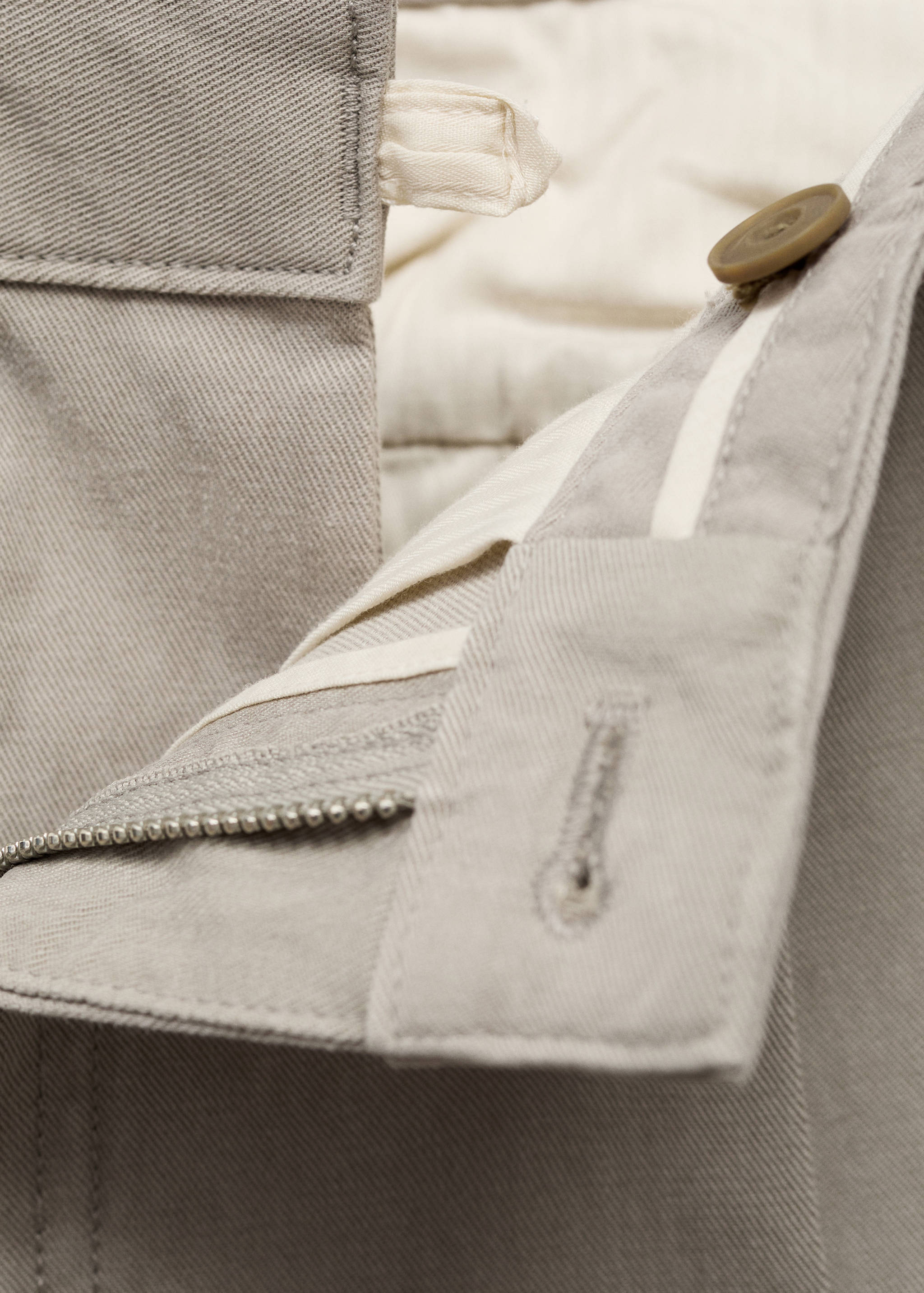 Cotton and lyocell straight-leg pleated trousers - Details of the article 0