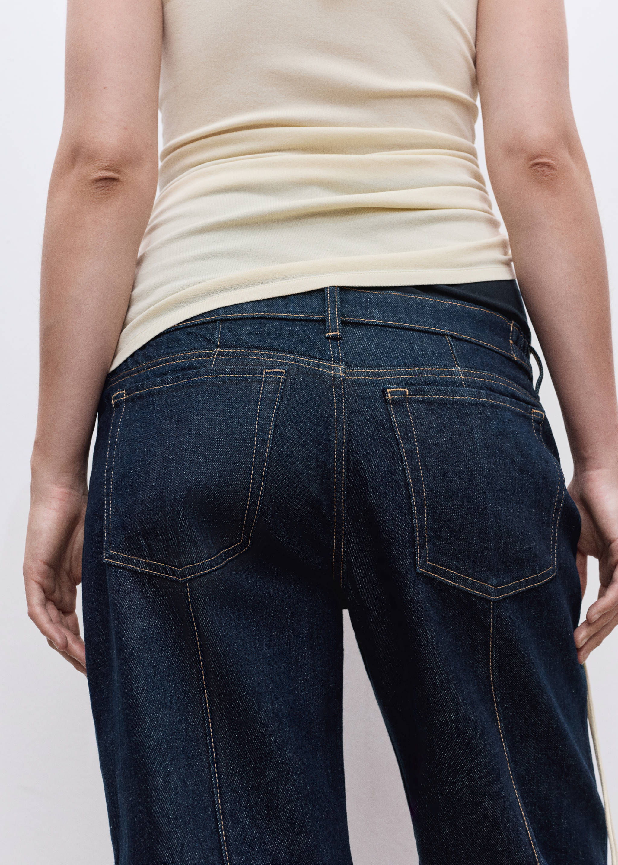 Rechte zwangerschapsjeans met stiksels - Detail van het artikel 3