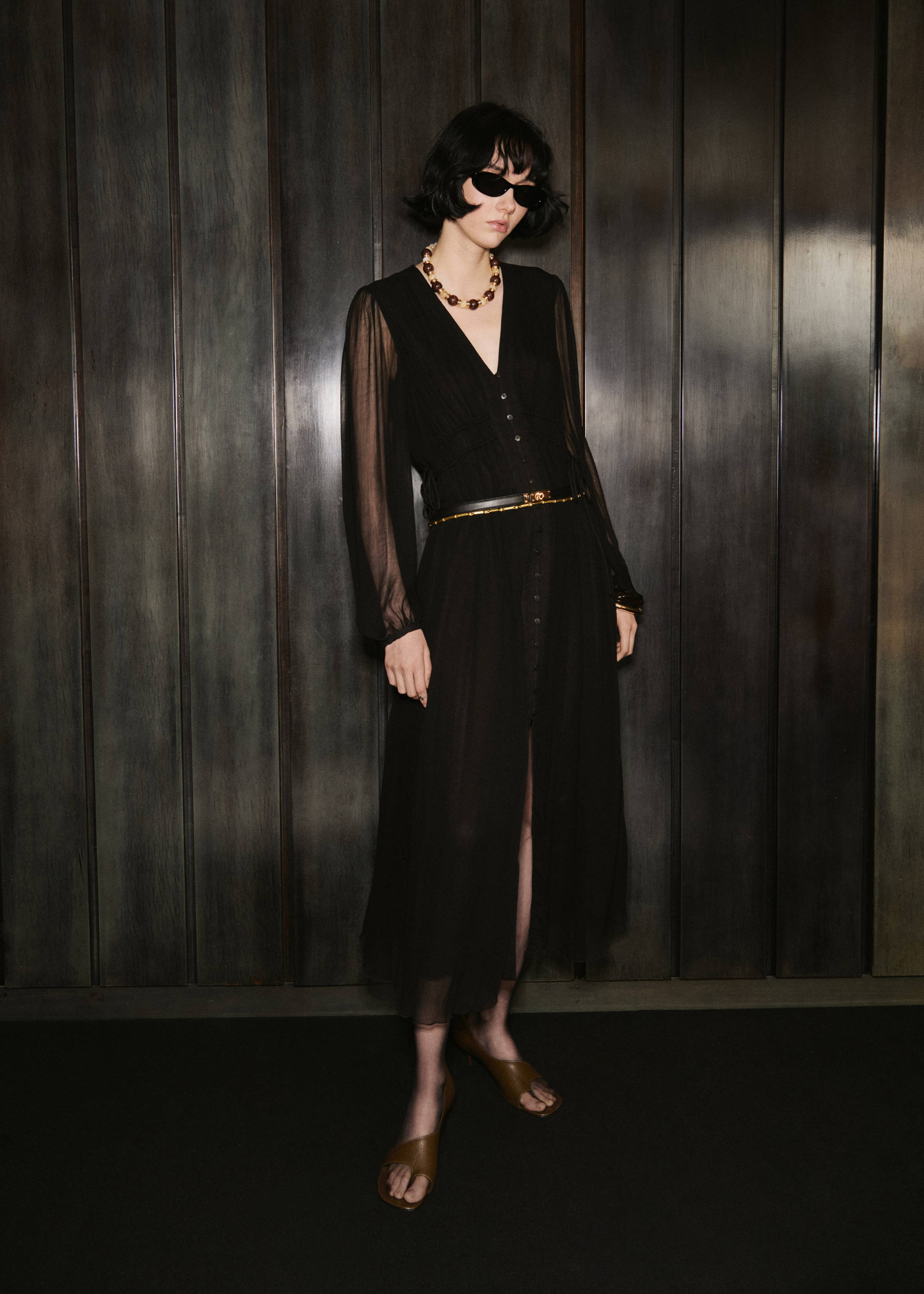 Kleid aus Chiffon mit Puffärmeln - Allgemeine Ansicht