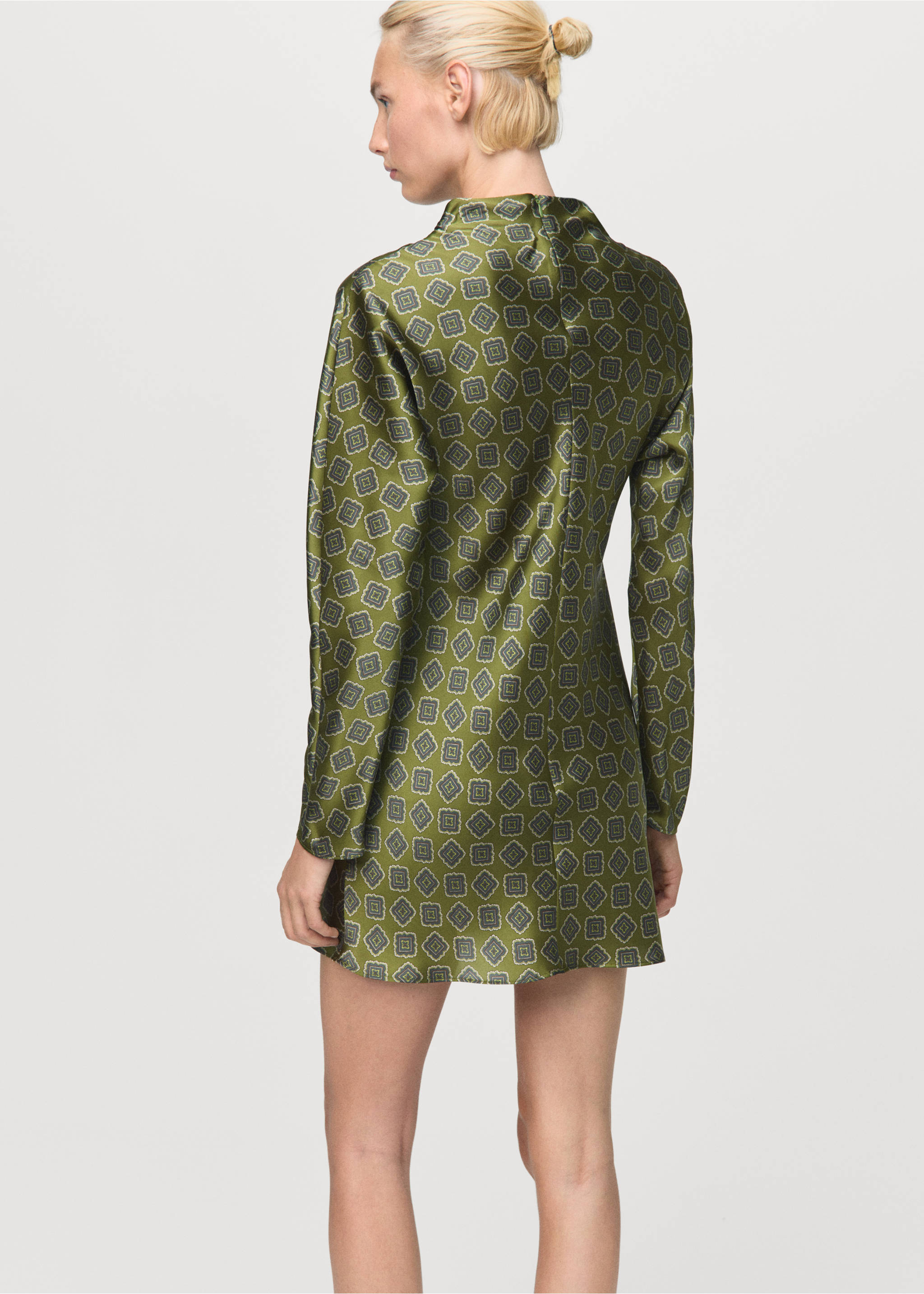 Green geometric print long-sleeved dress, back view., Green. Ref: 17015832-00.