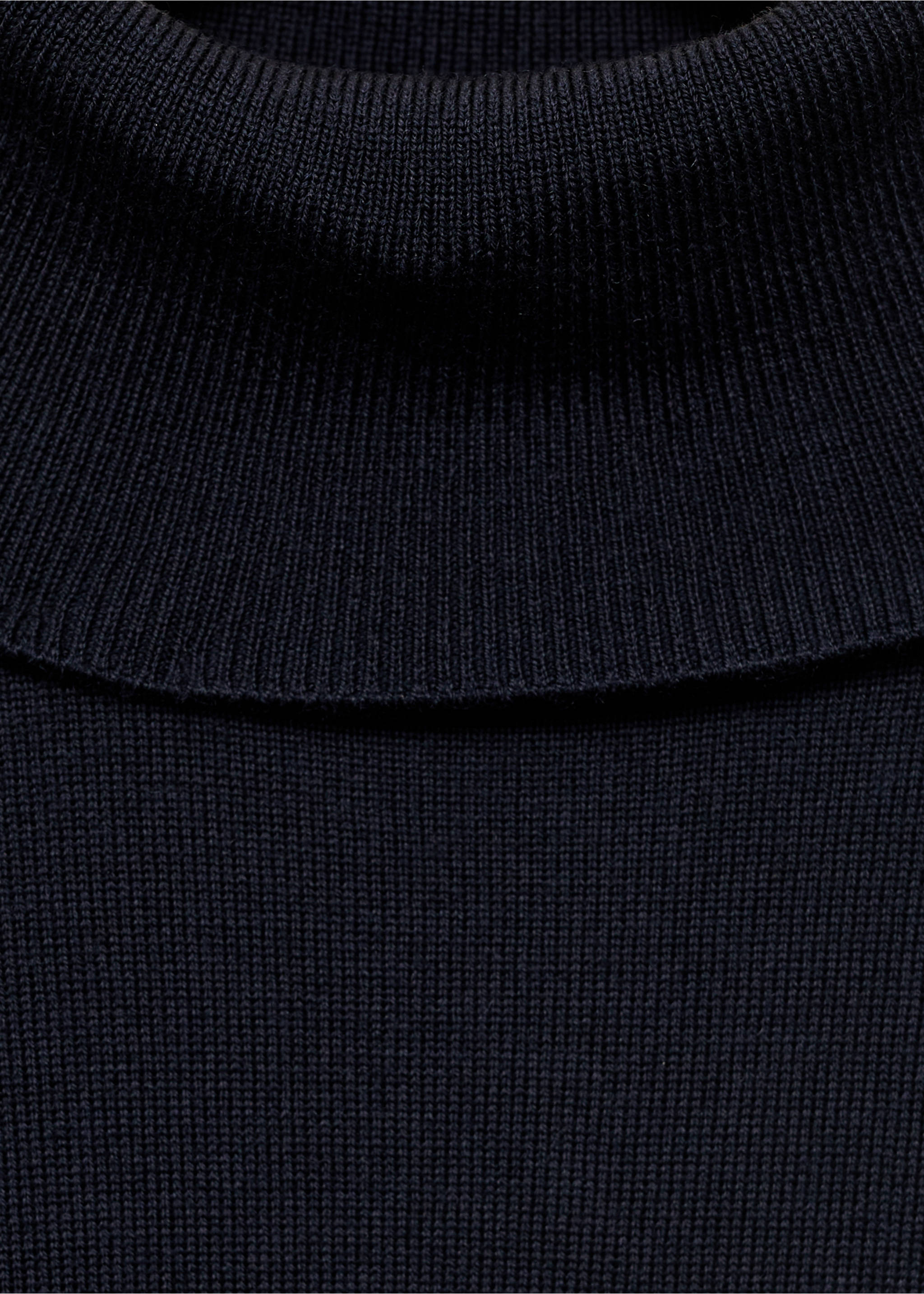 Dark blue knitted roll-neck jersey close-up., Navy. Ref: 17015972-00.