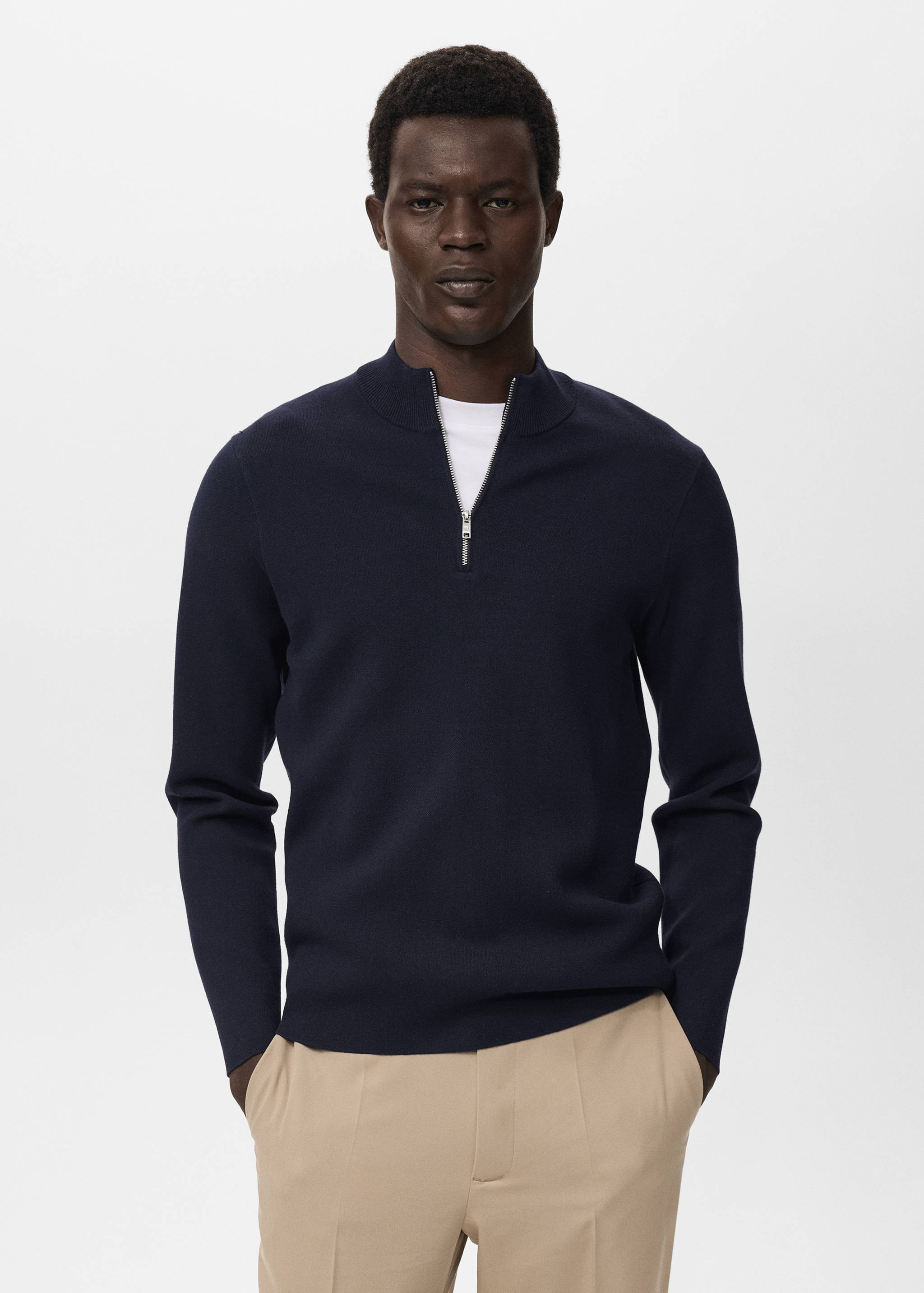 Úpletový svetr s výstřihem perkins - Náhled ve středové rovině