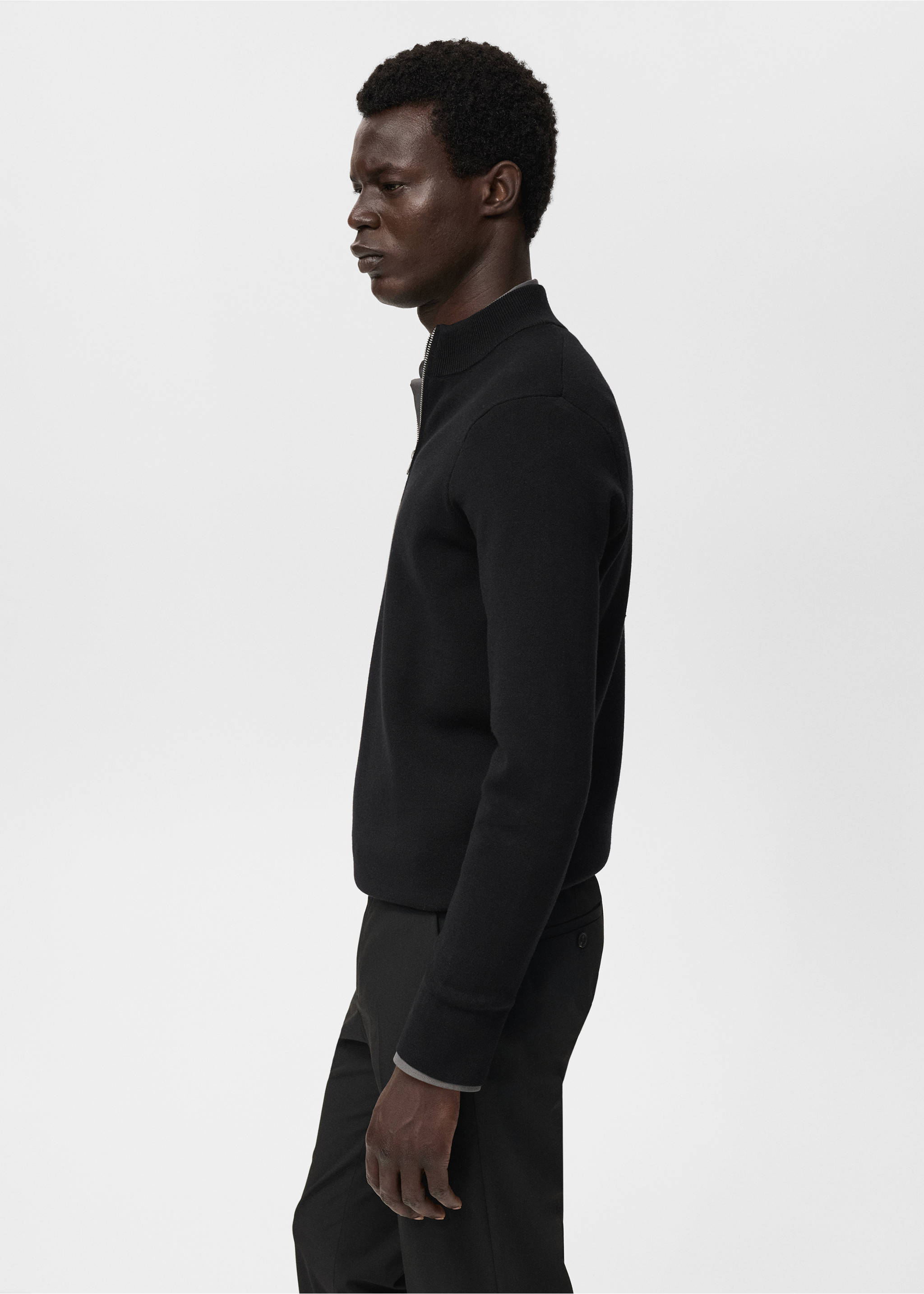 Úpletový svetr s výstřihem perkins - Detail zboží 2, Černá. Ref: 17015974-00.