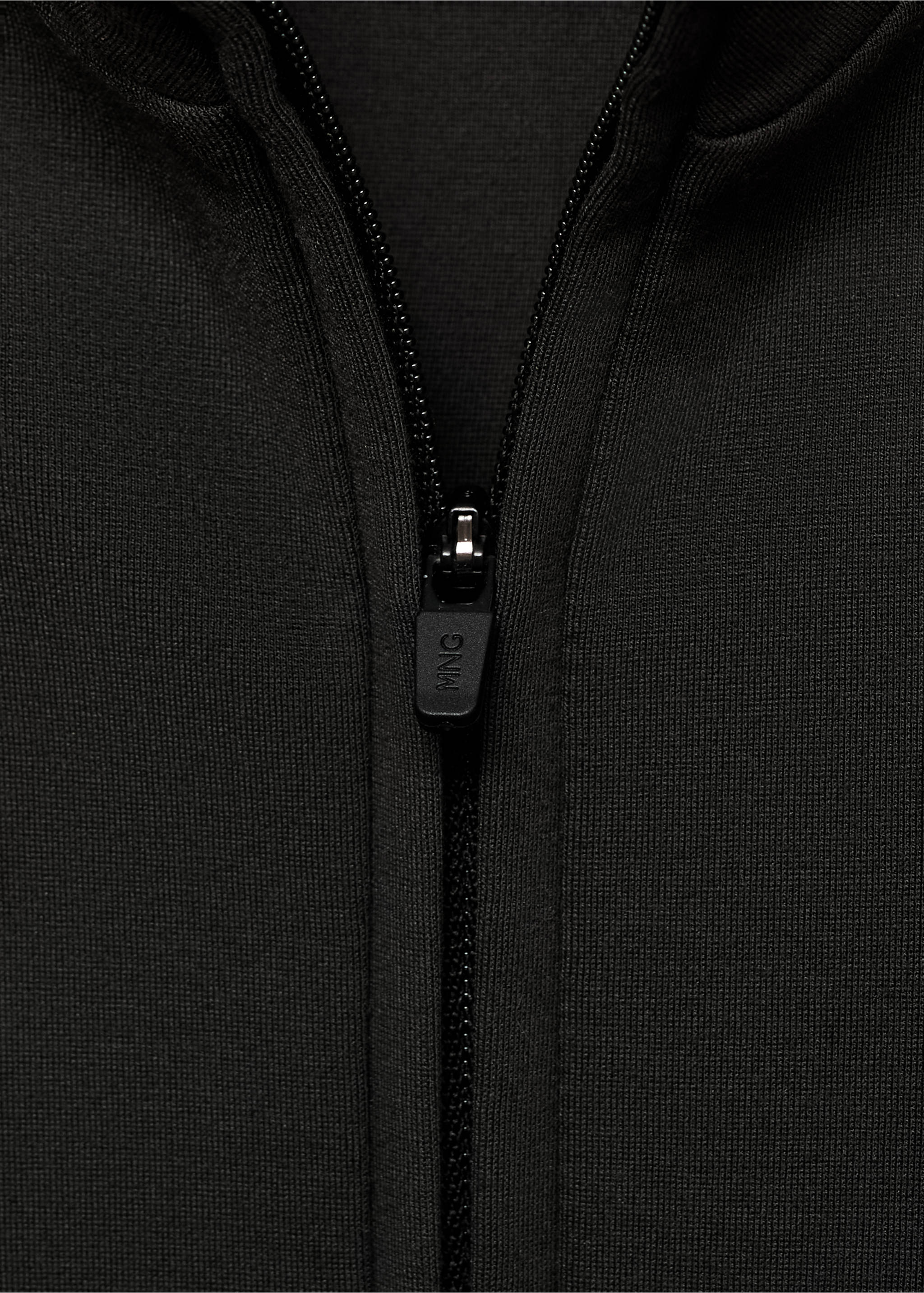 Regular-fit technical sweatshirt - Details of the article 8, Dark Green. Ref: 17015978-00.