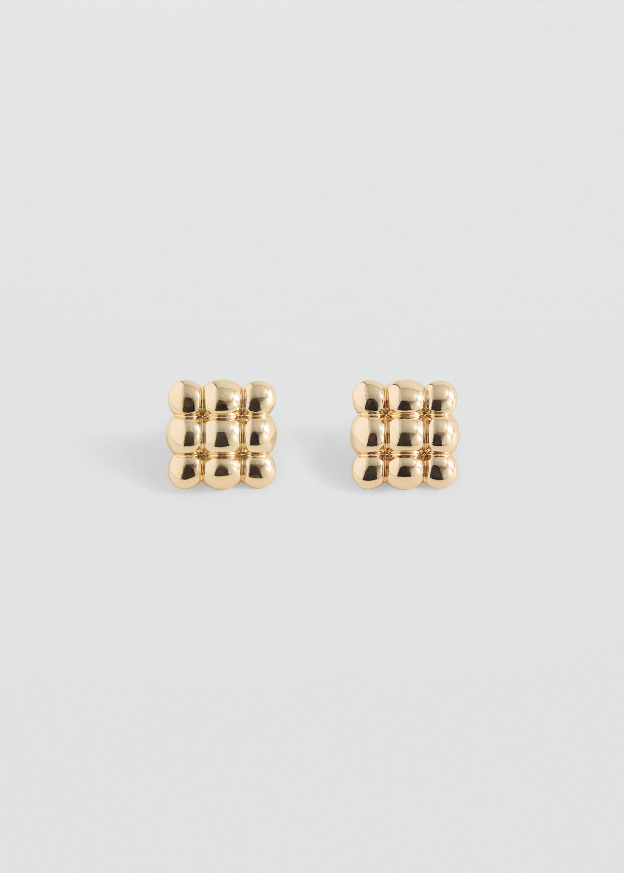 Embossed square earrings - Article without model, Gold. Ref: 17016000-00.