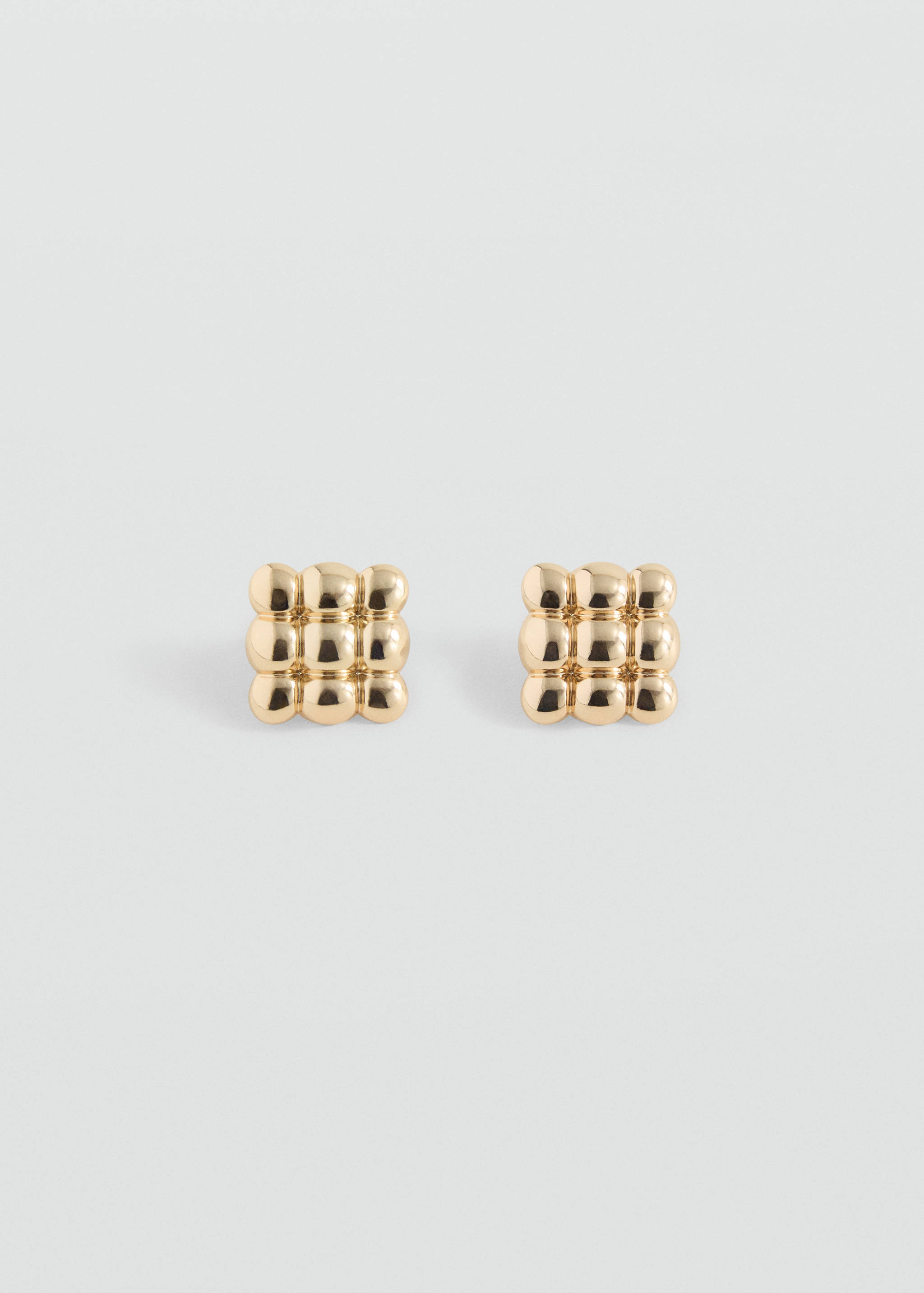 Embossed square earrings - Article without model