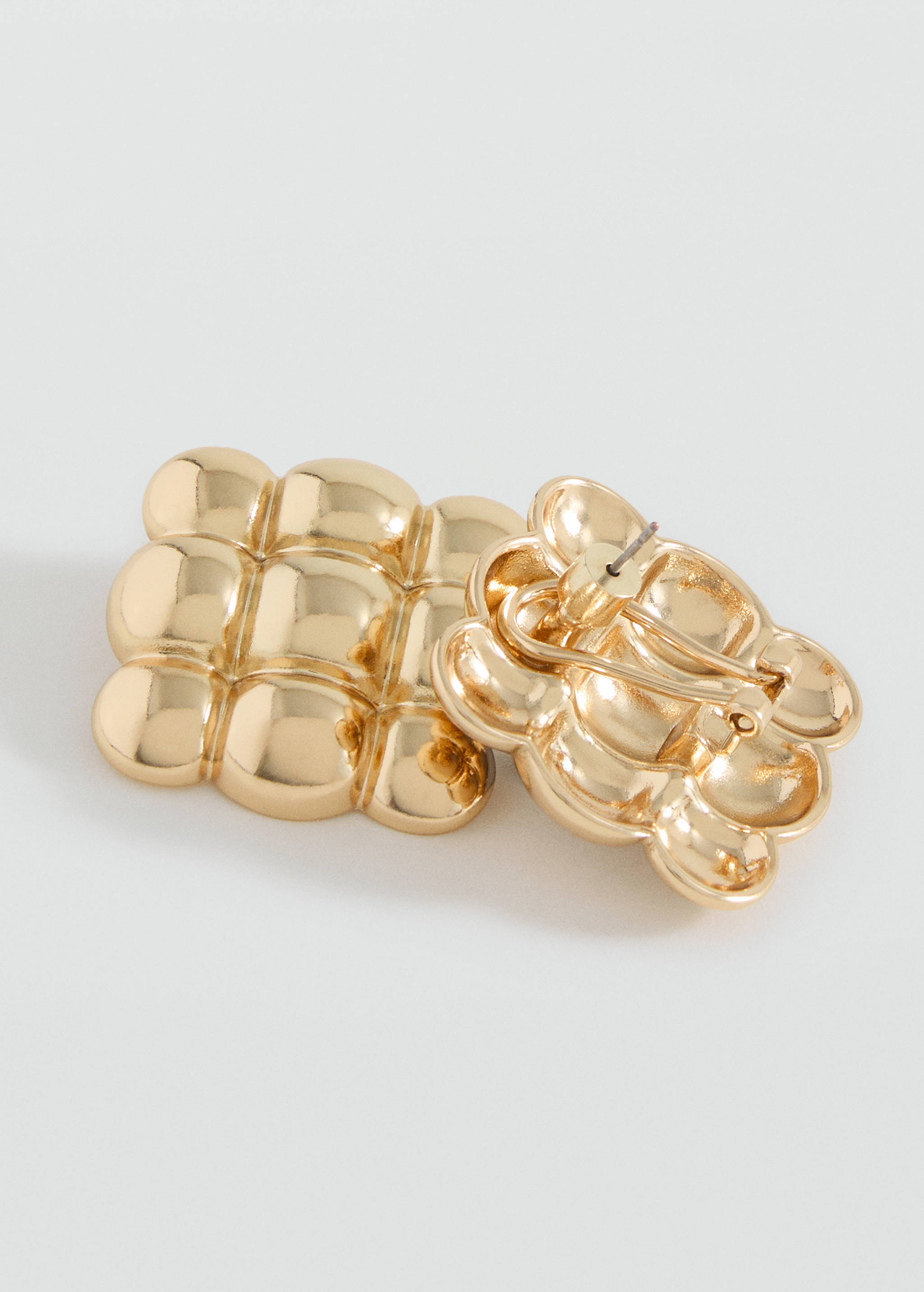 Embossed square earrings - Medium plane