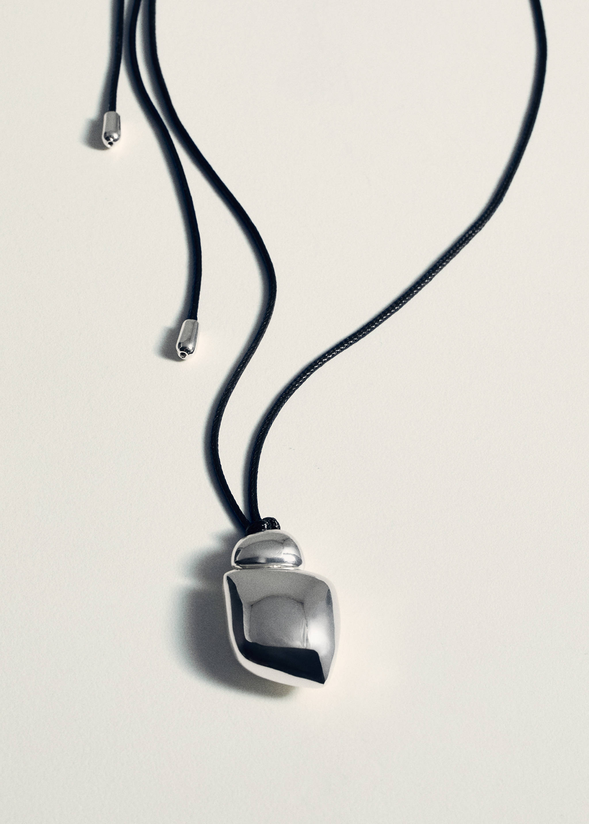 Collar cordón colgante metálico - Detalle del artículo 5