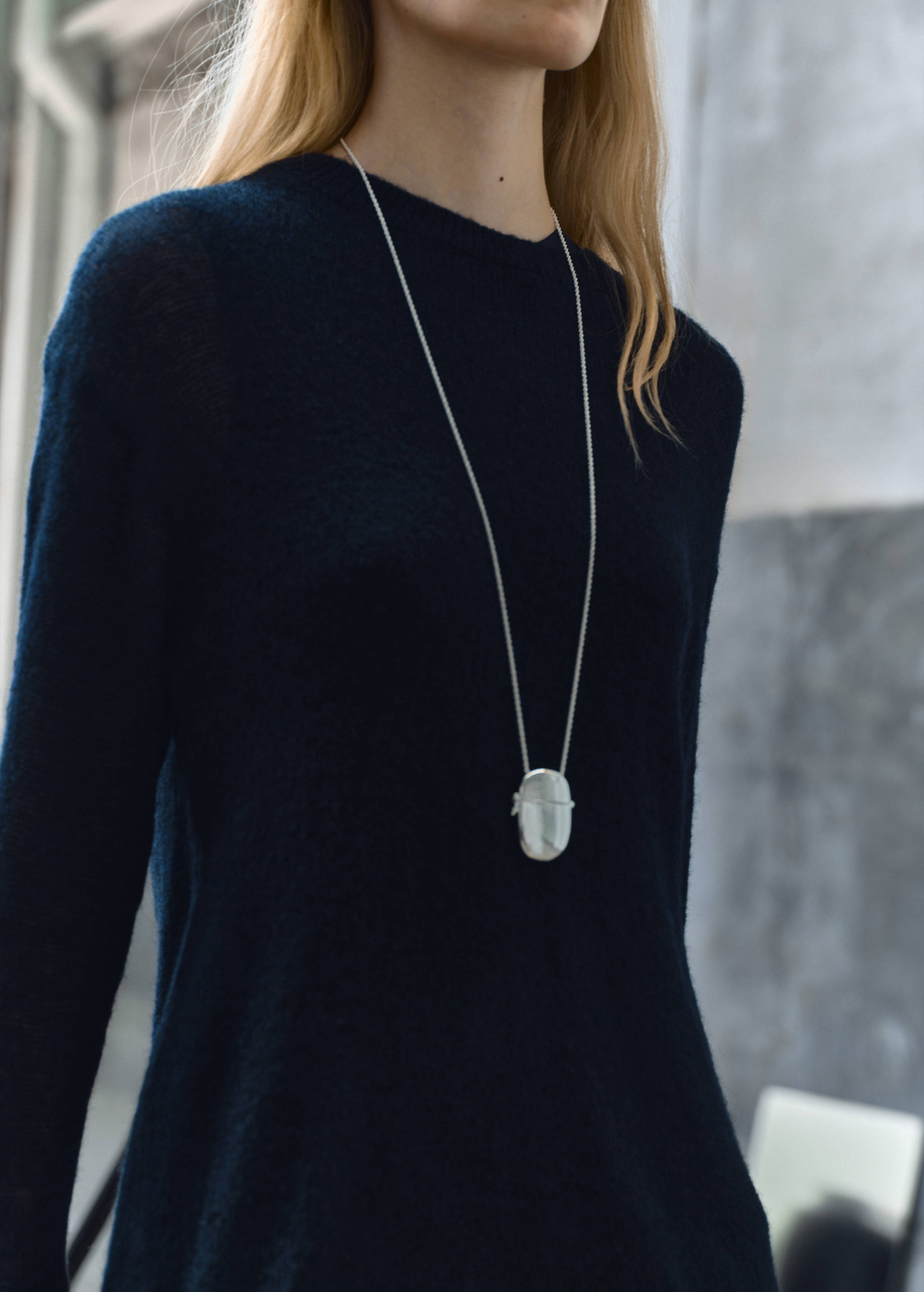 Collar colgante metálico - Plano general