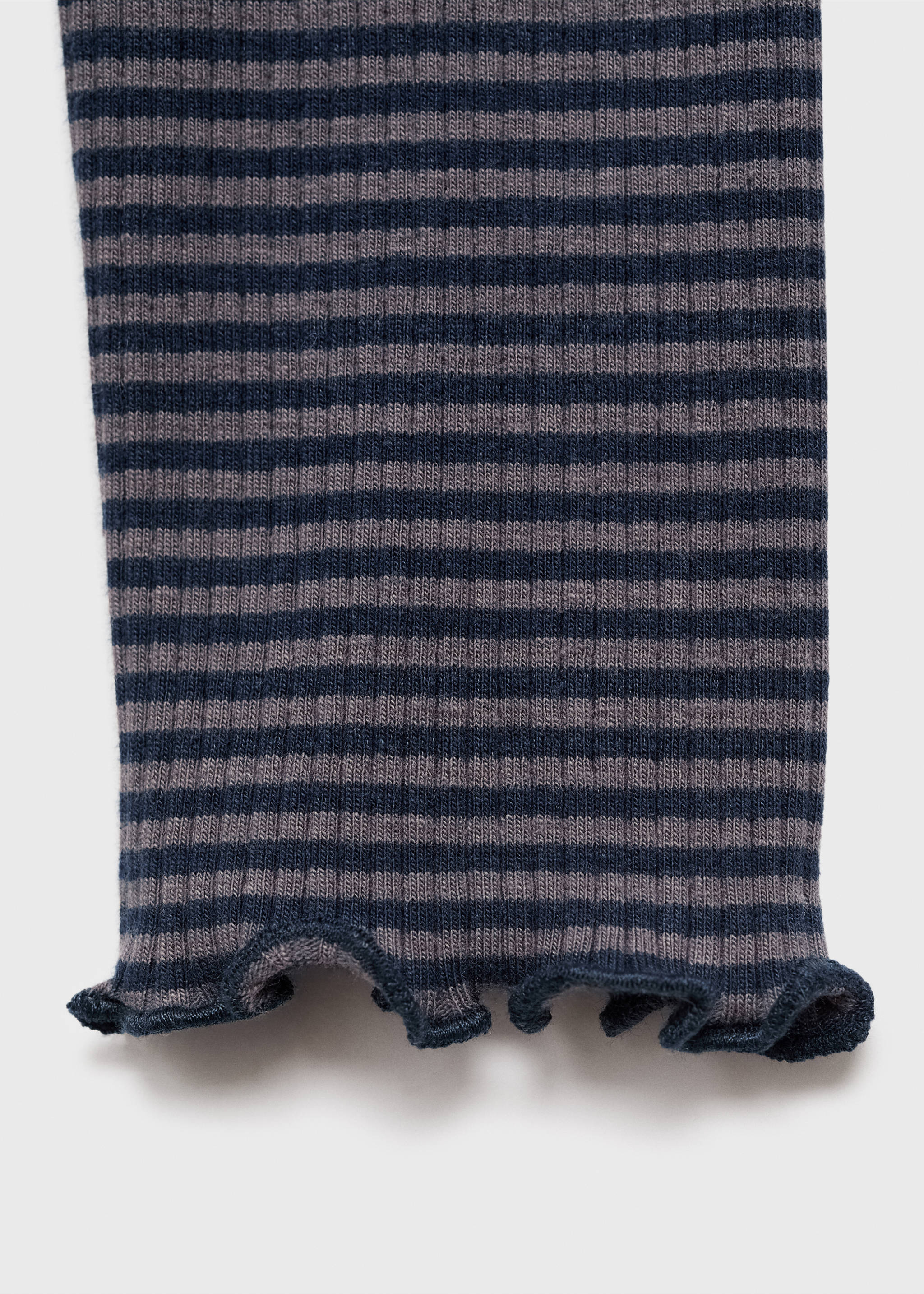Scalloped hem striped t-shirt - Details of the article 0, Navy. Ref: 17016339-00.