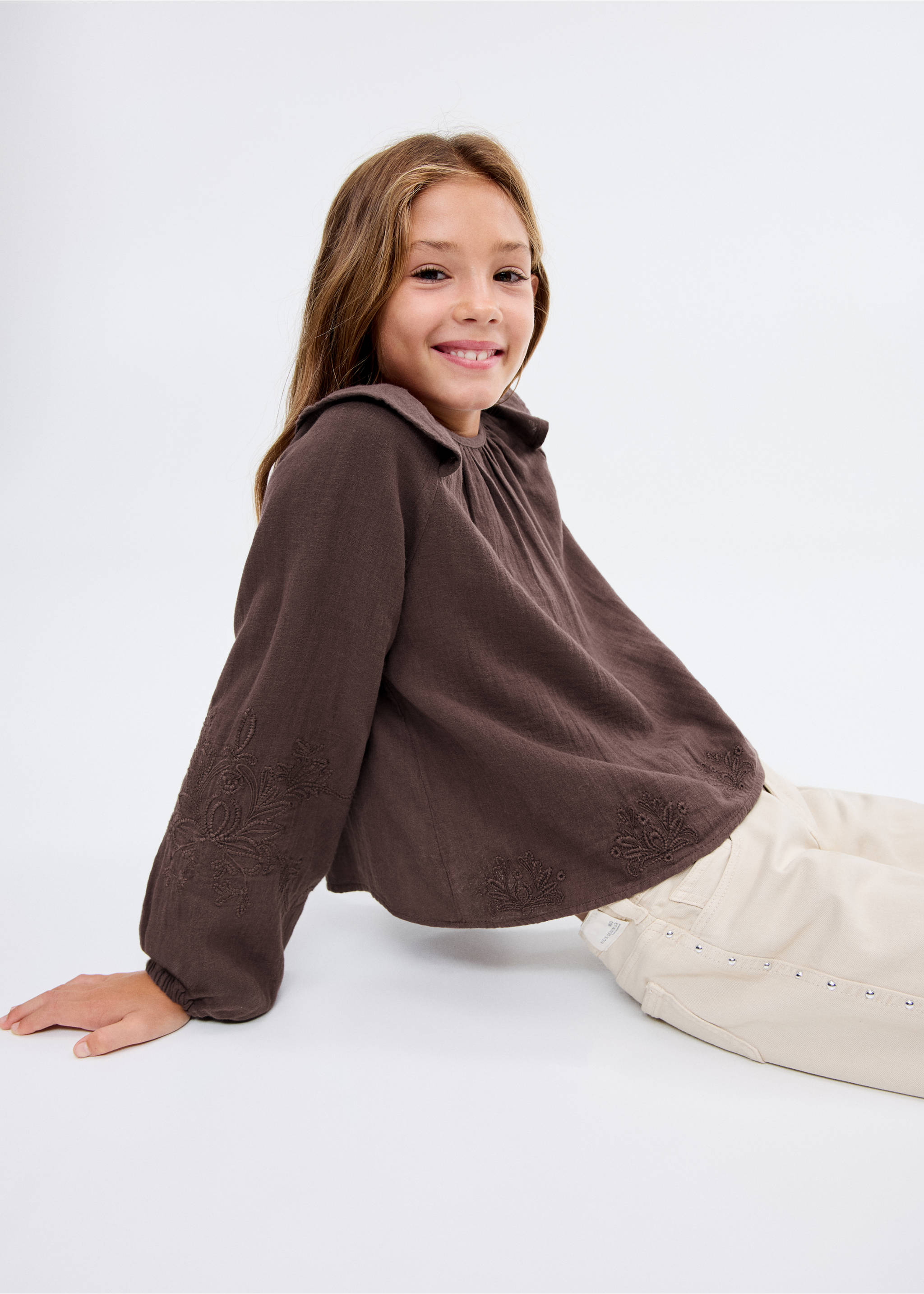 Ruffled embroidered blouse - Medium plane, Brown. Ref: 17016340-00.