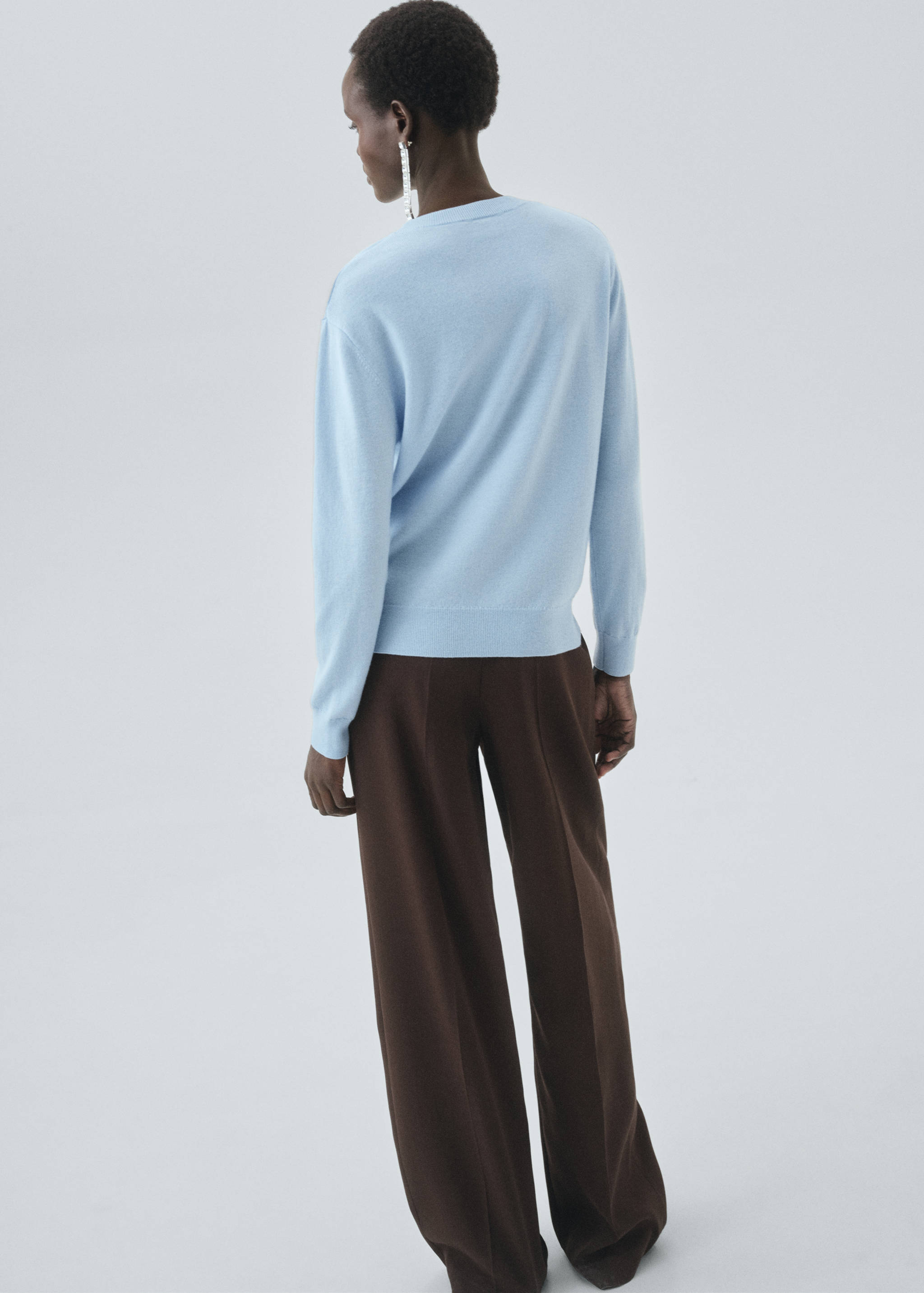 100% wool fine-knit sweater - Reverse of the article