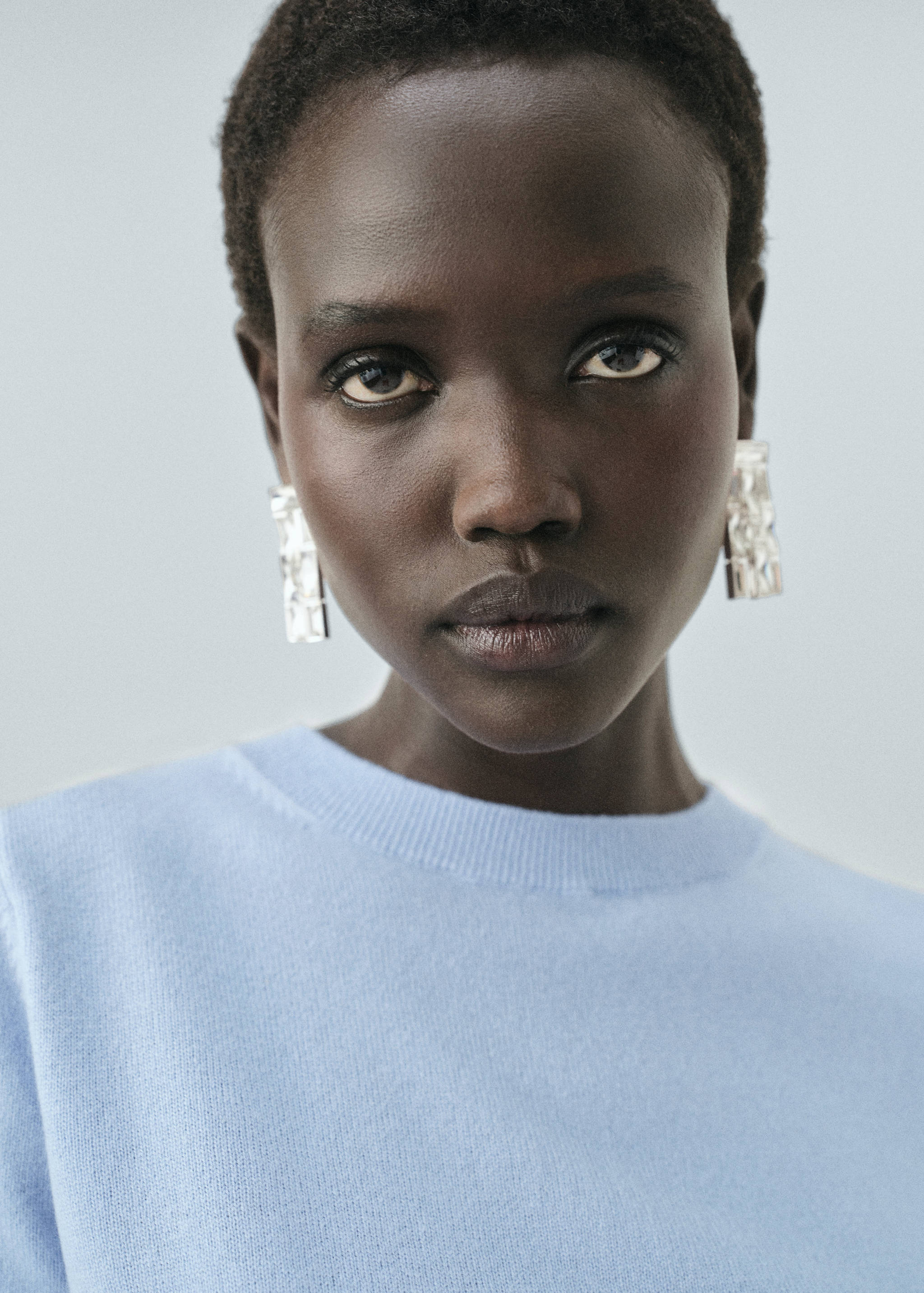 Short-sleeved wool sweater - Details of the article 1