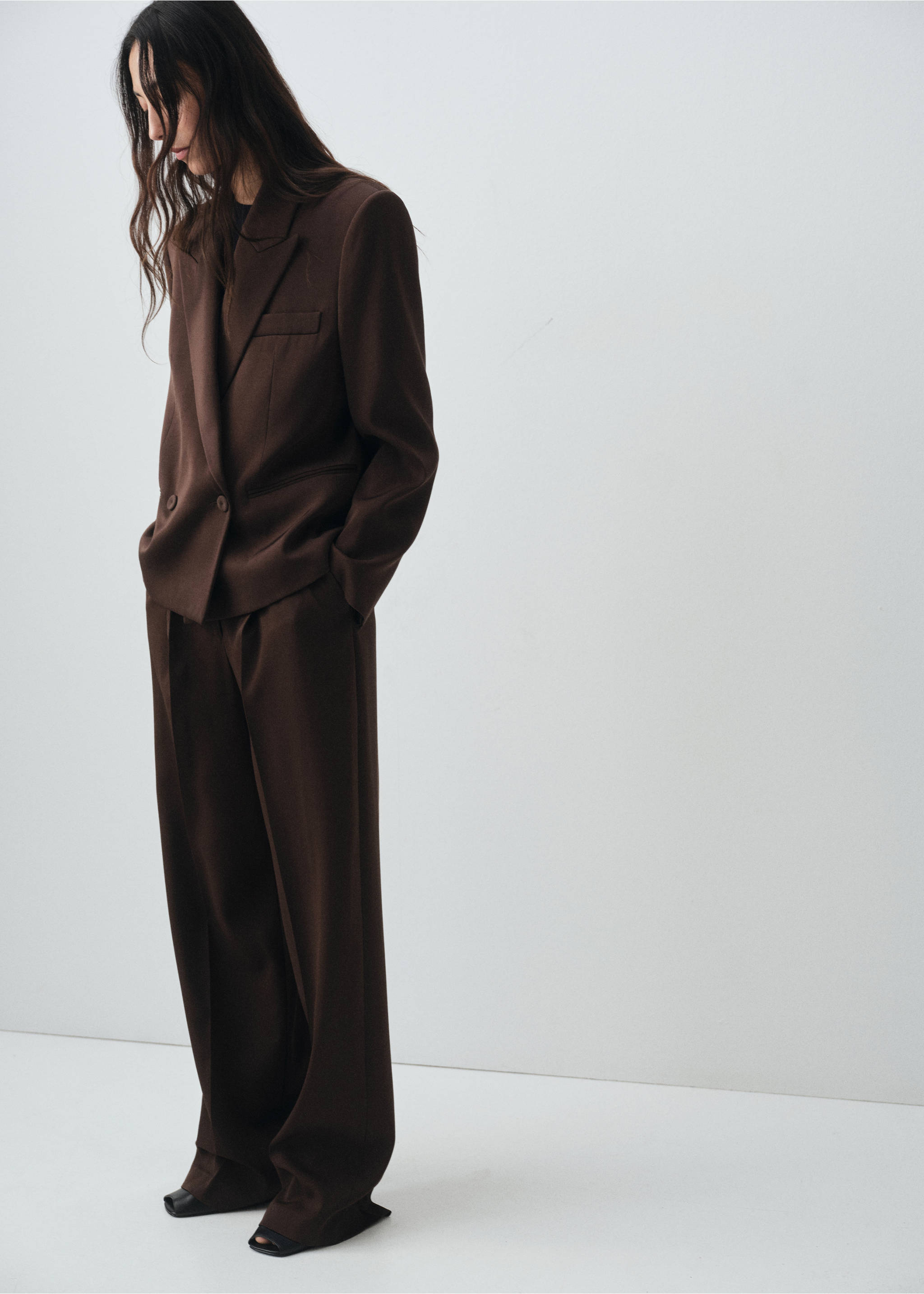 Double-breasted suit blazer - Details of the article 2, Chocolate. Ref: 17016364-00.