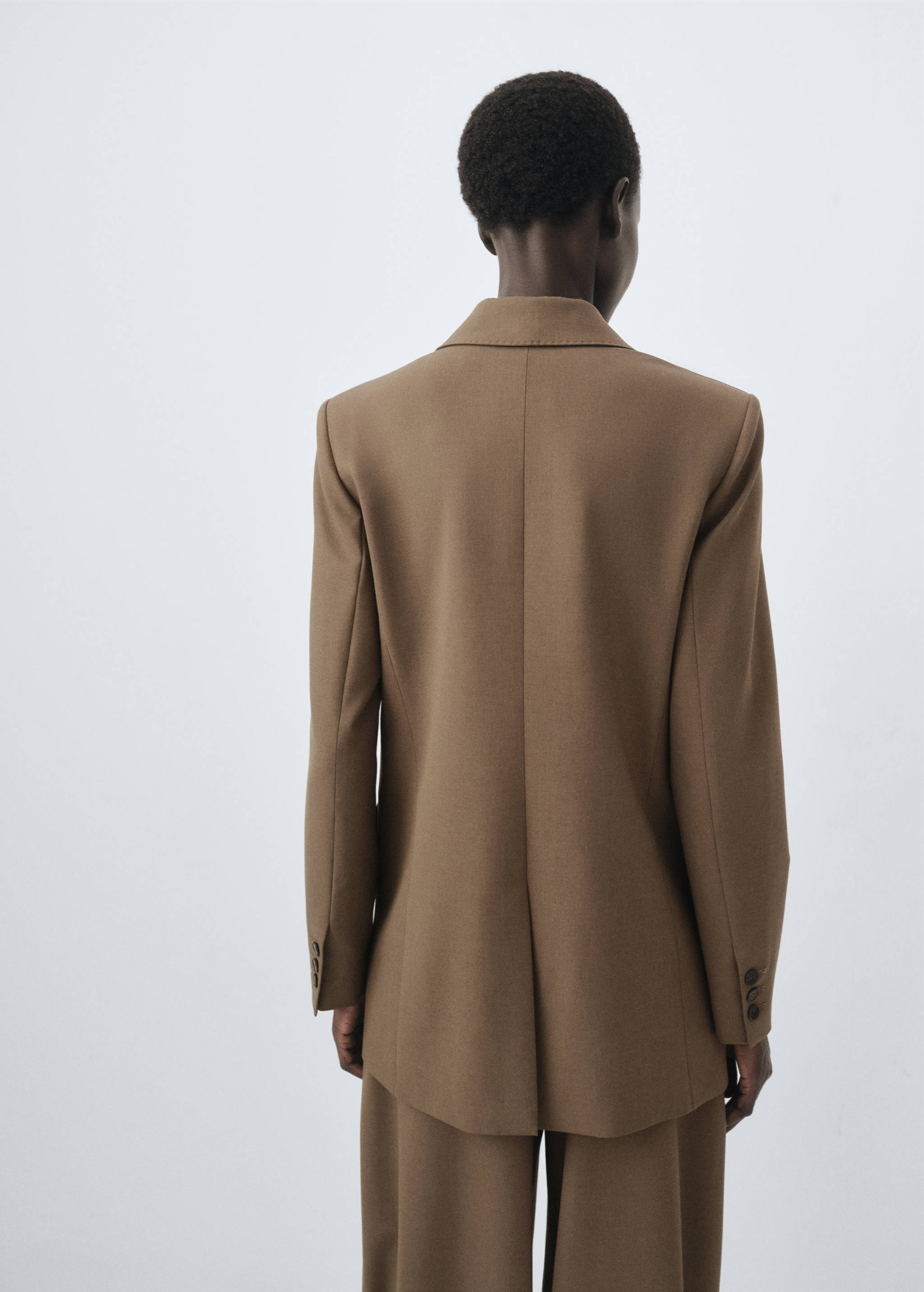 Double-breasted suit jacket - Reverse of the article