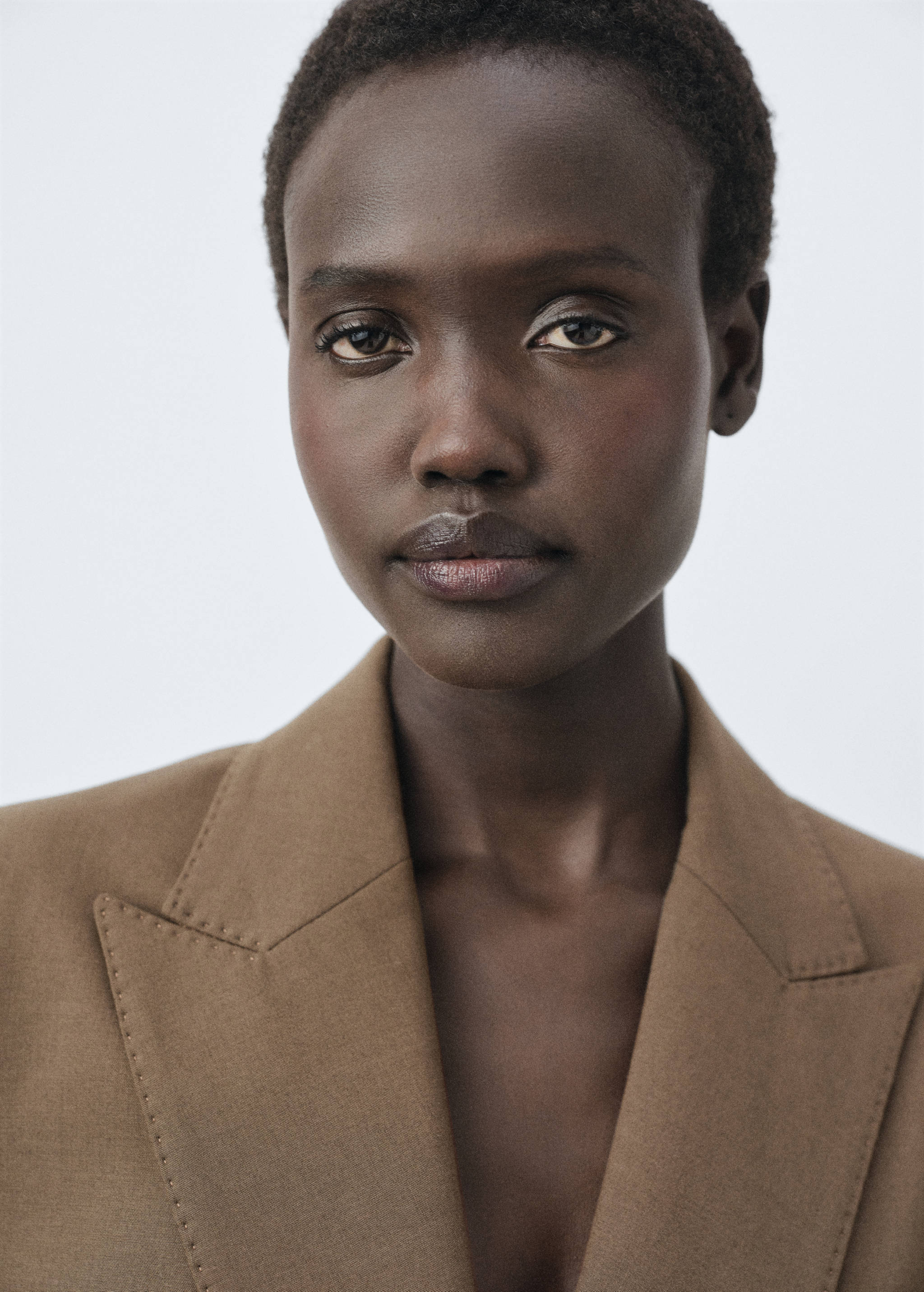 Double-breasted suit jacket - Details of the article 1