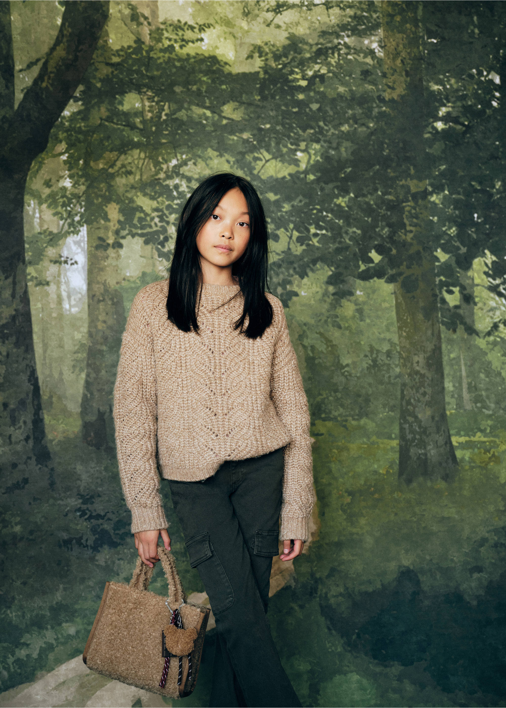 Shearling-effect bucket bag - Details of the article 5, Medium Brown. Ref: 17016742-00.