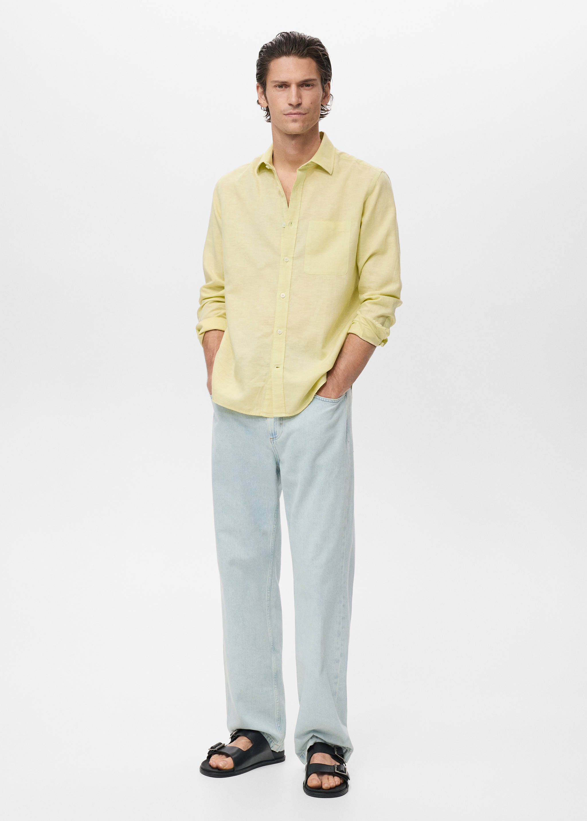 Pocket linen shirt - General plane