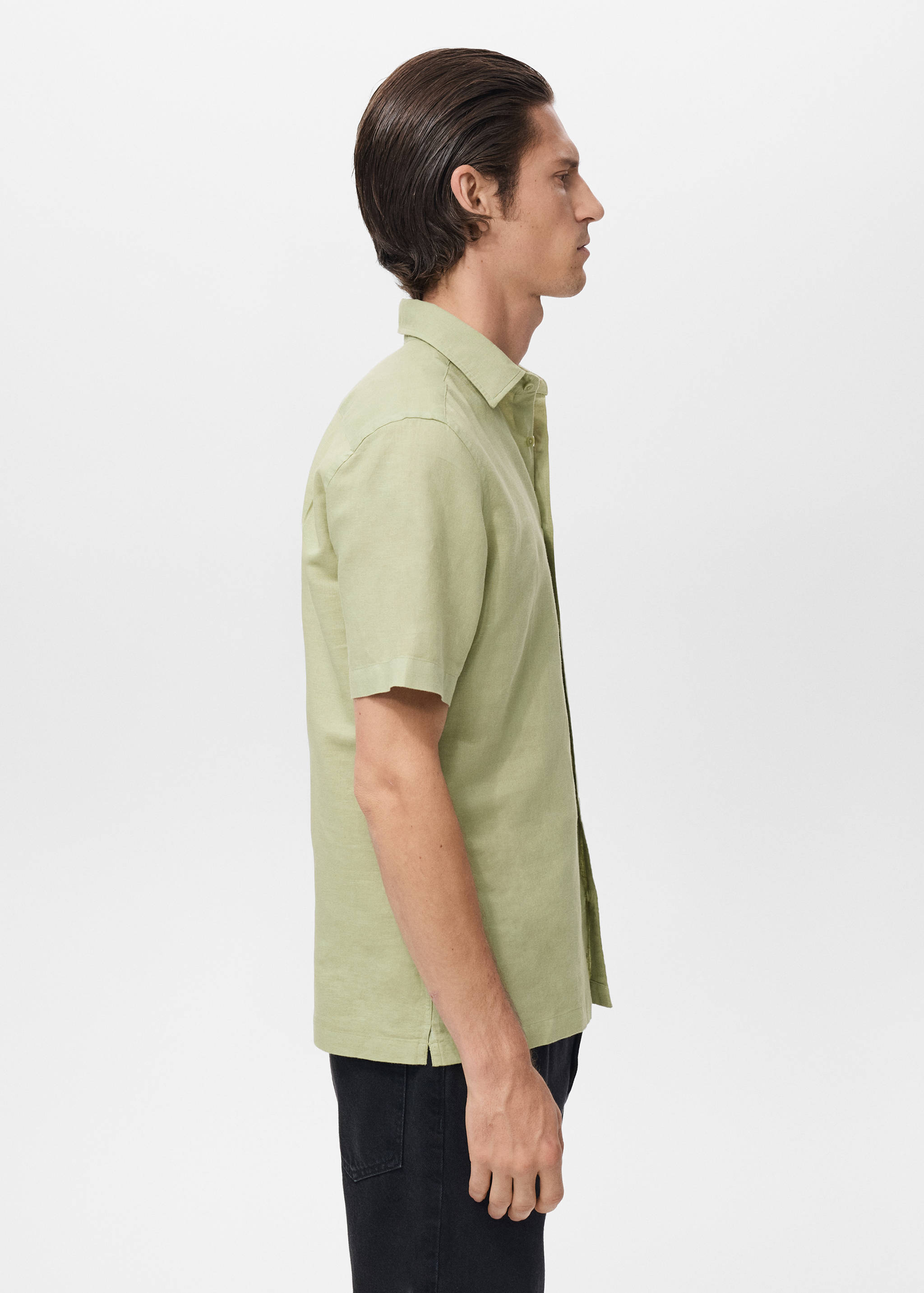 Short sleeve linen-blend shirt - Details of the article 2