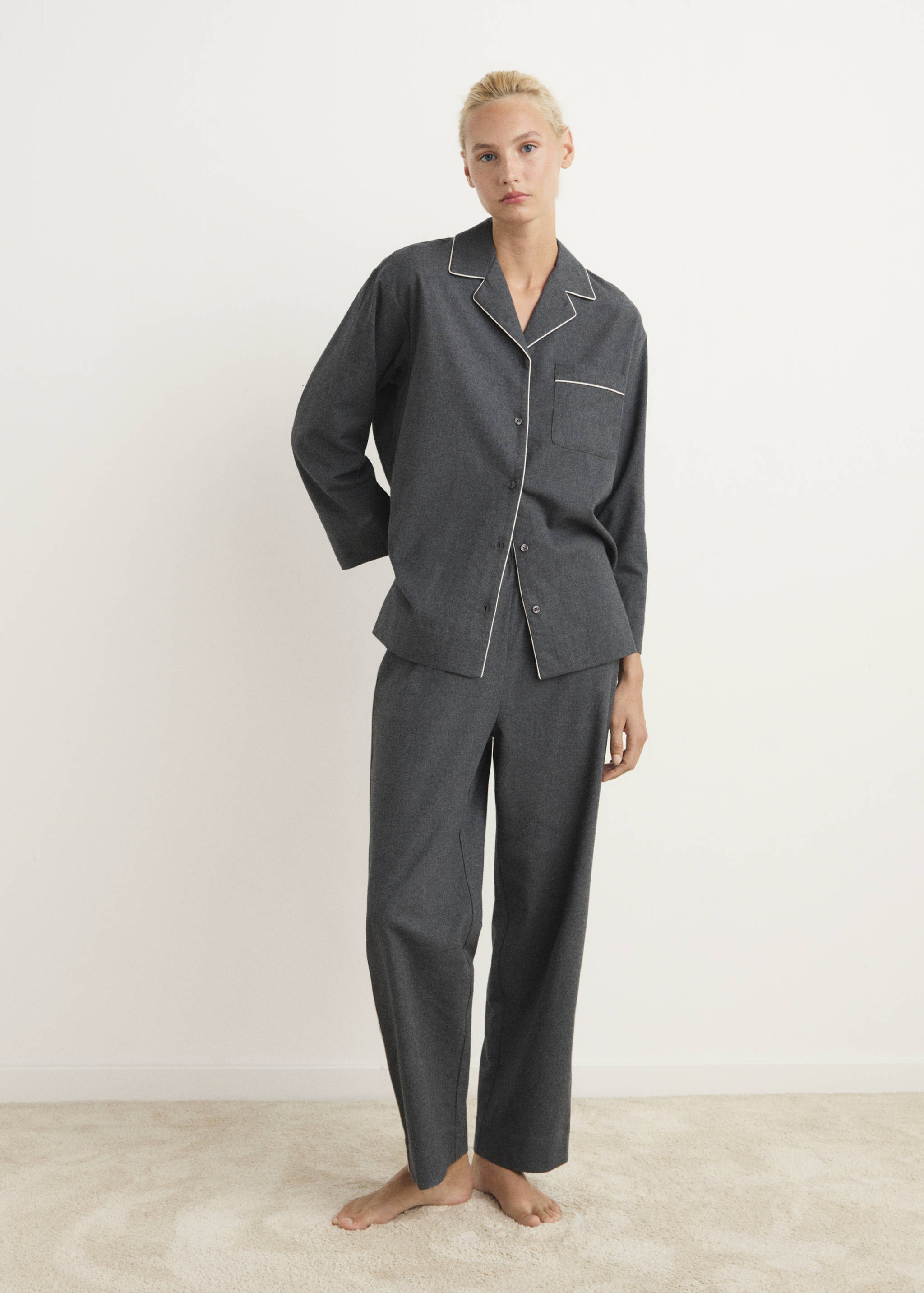 Pantalon en flanelle de coton avec passepoil contrasté - Plan général