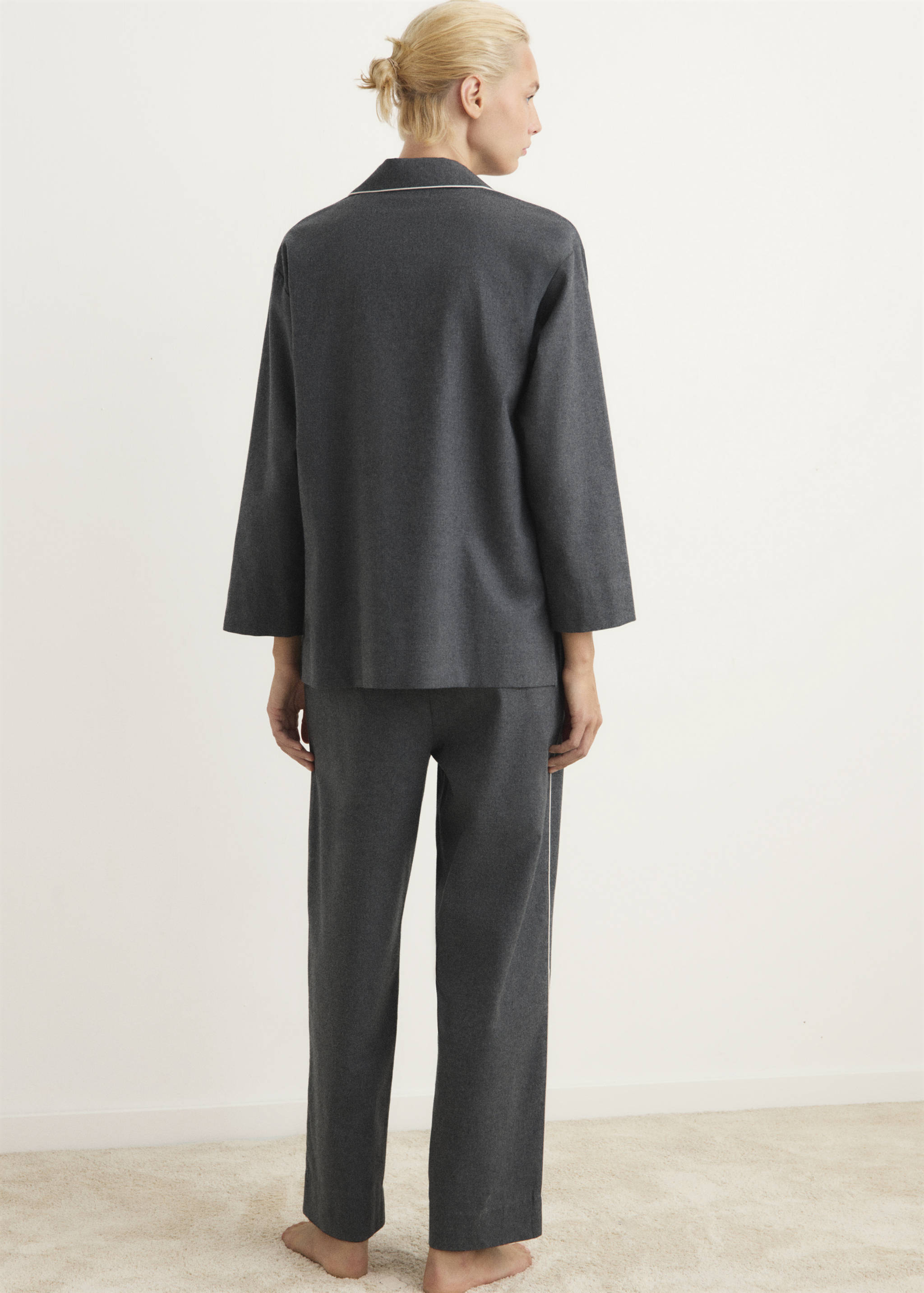 Pantalon en flanelle de coton avec passepoil contrasté - Verso de l’article