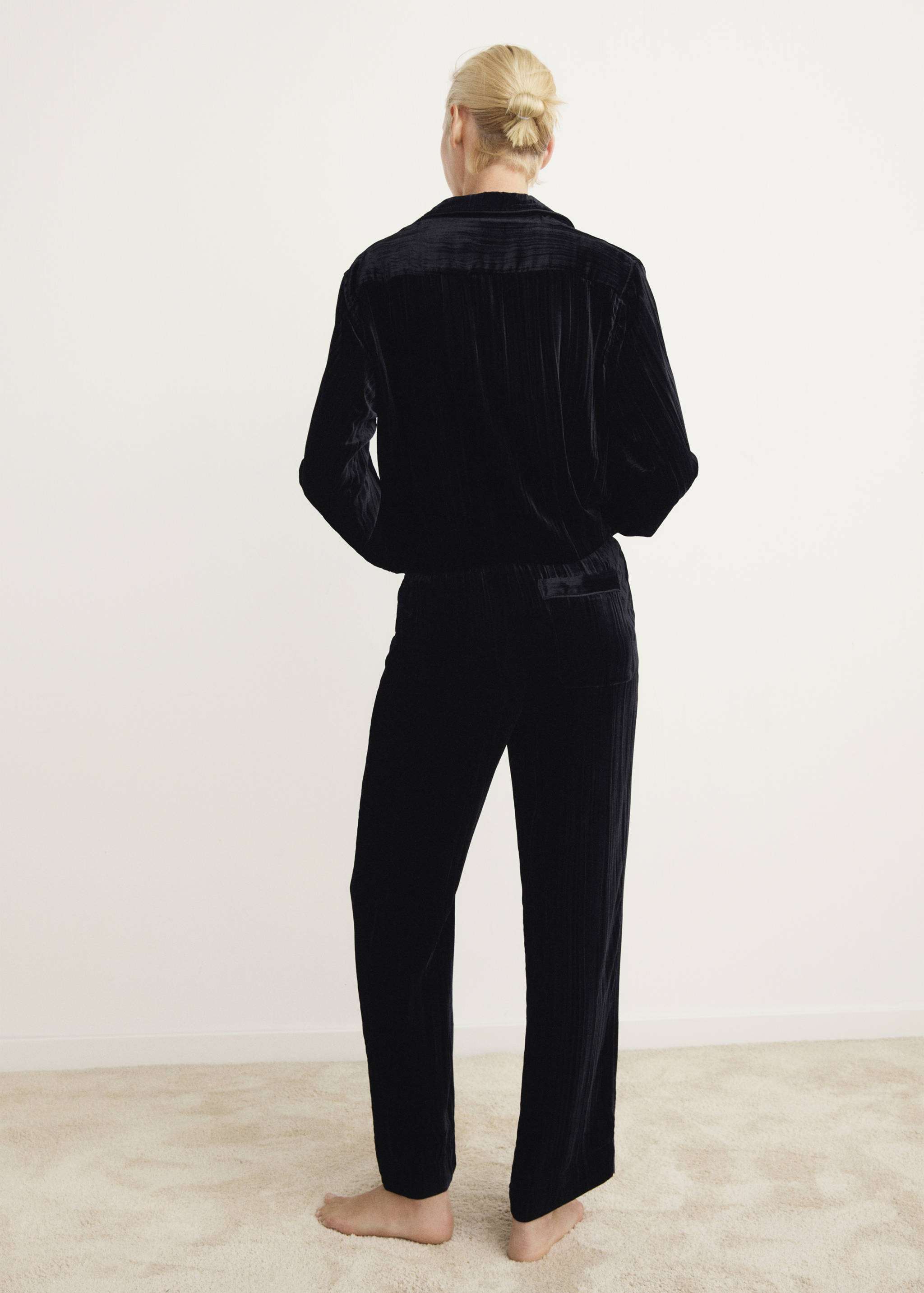 Silk velvet trousers - Reverse of the article