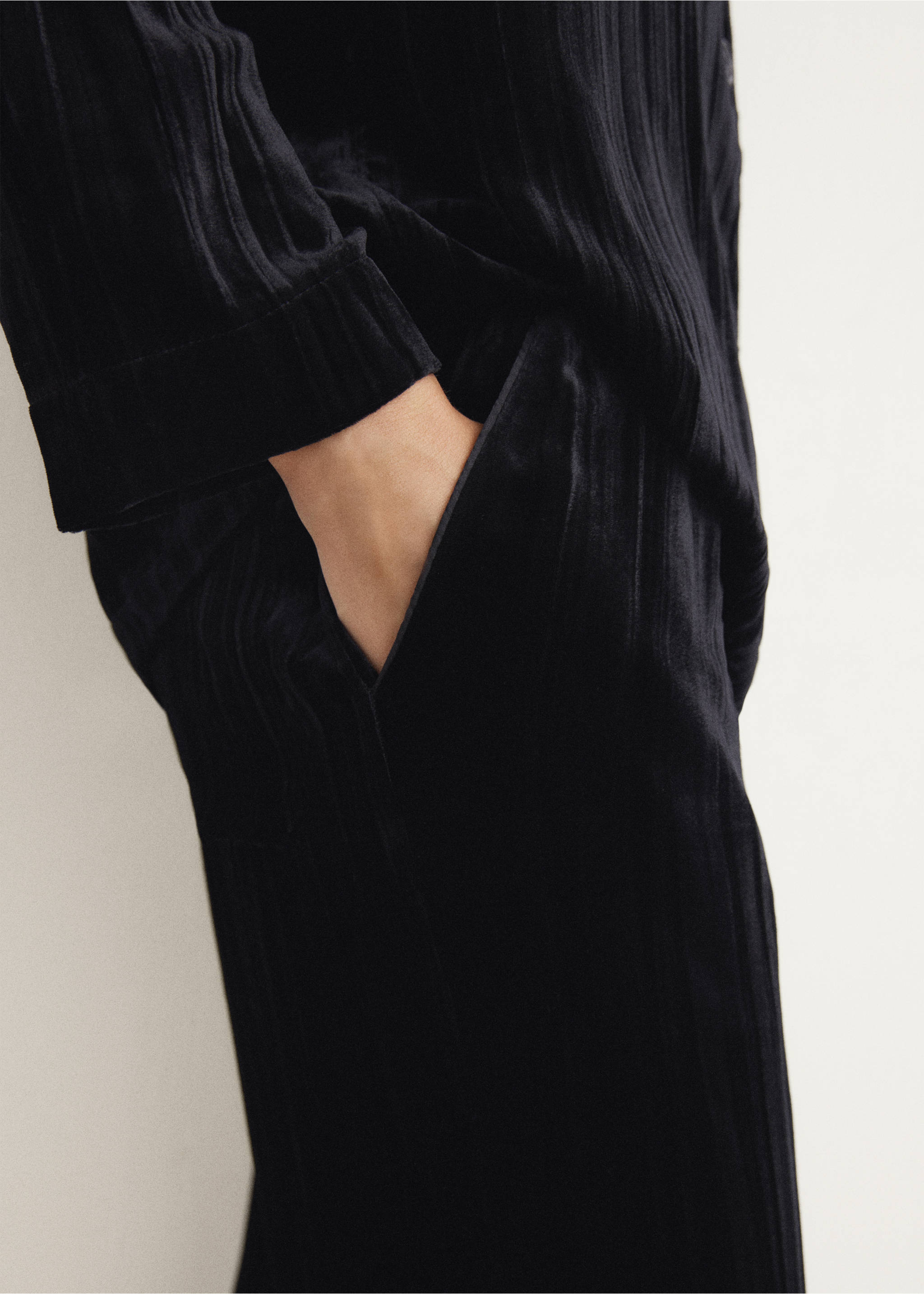 Pantalons velvet seda - Detall de l'article 1, Gris. Ref: 17017132-00.