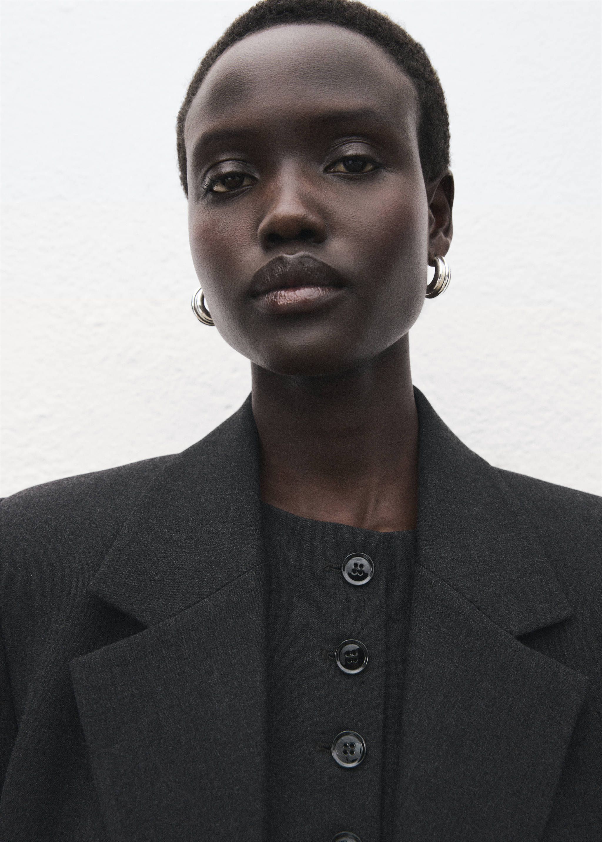 Double-breasted suit jacket - Details of the article 1
