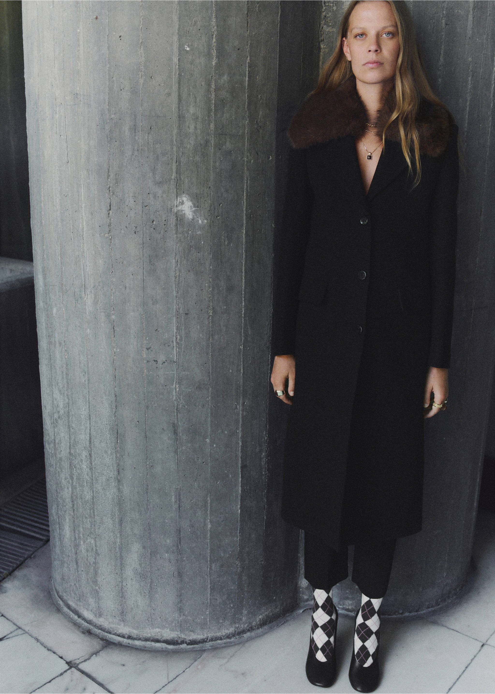 Wool coat with fur collar - General plane, Black. Ref: 17017770-00.