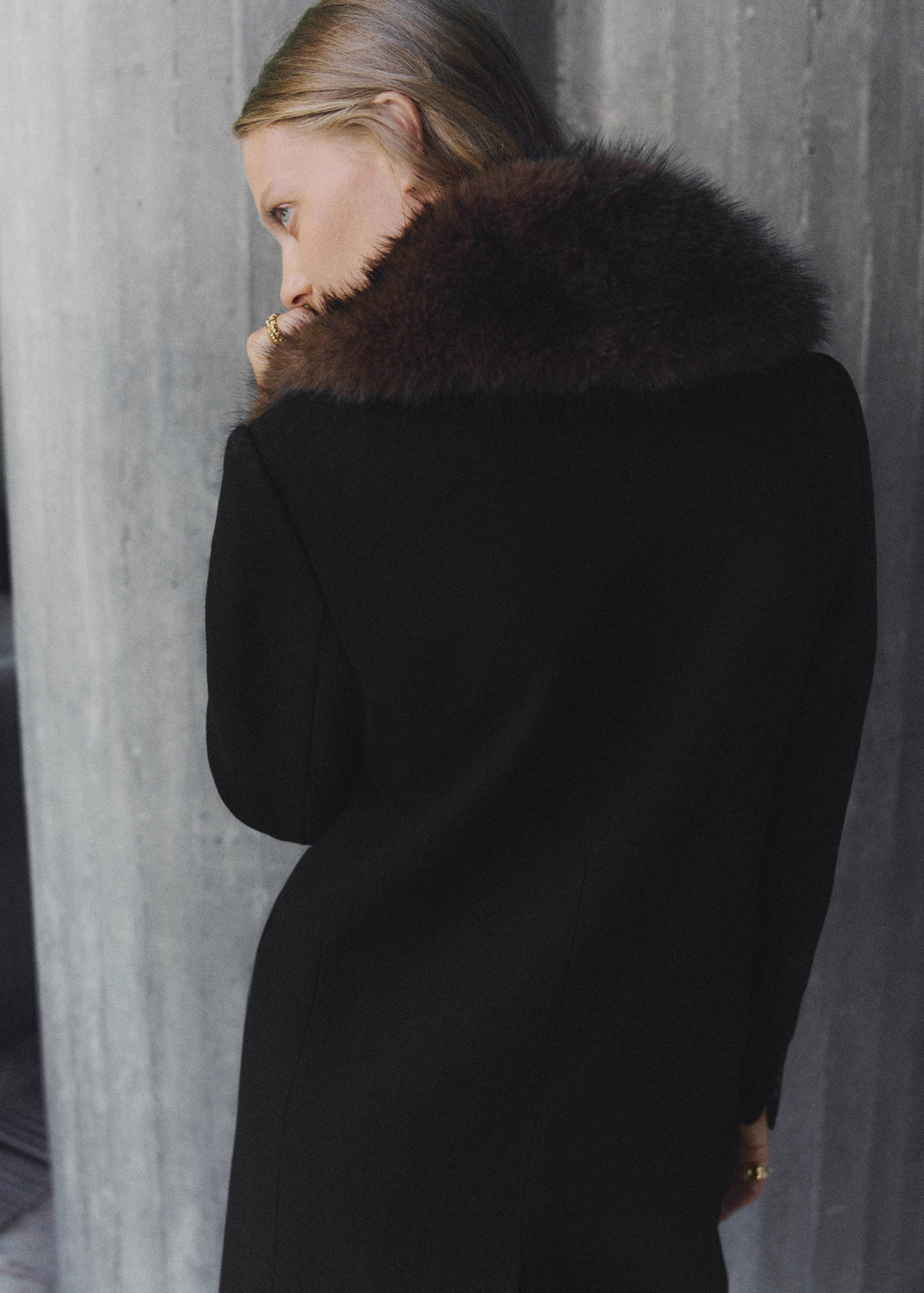 Manteau laine col imitation fourrure - Détail de l'article 2