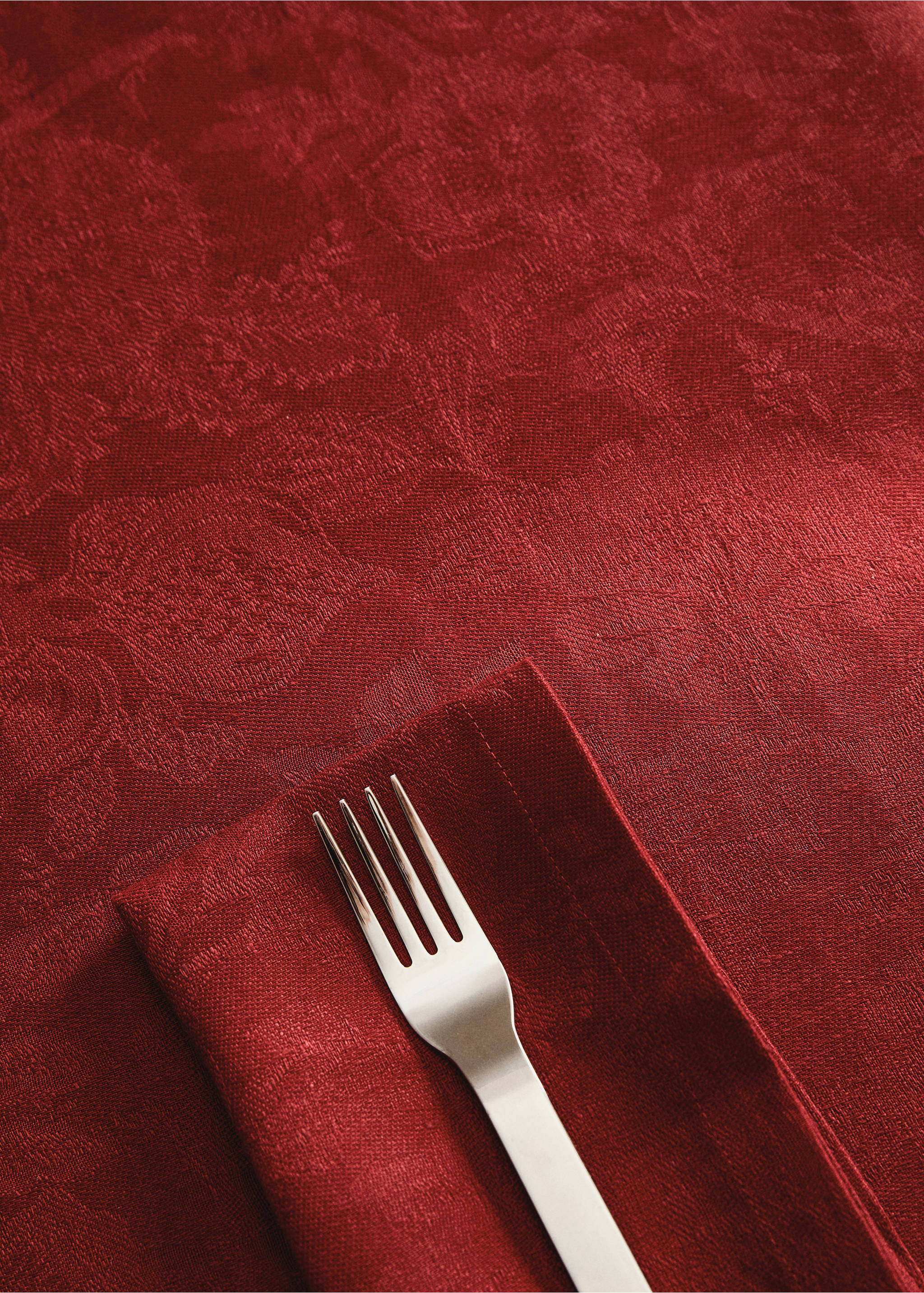 Estovalles lli jacquard floral 8 a 10 comensals - Detall de l'article 7, Vermell. Ref: 17017786-00.