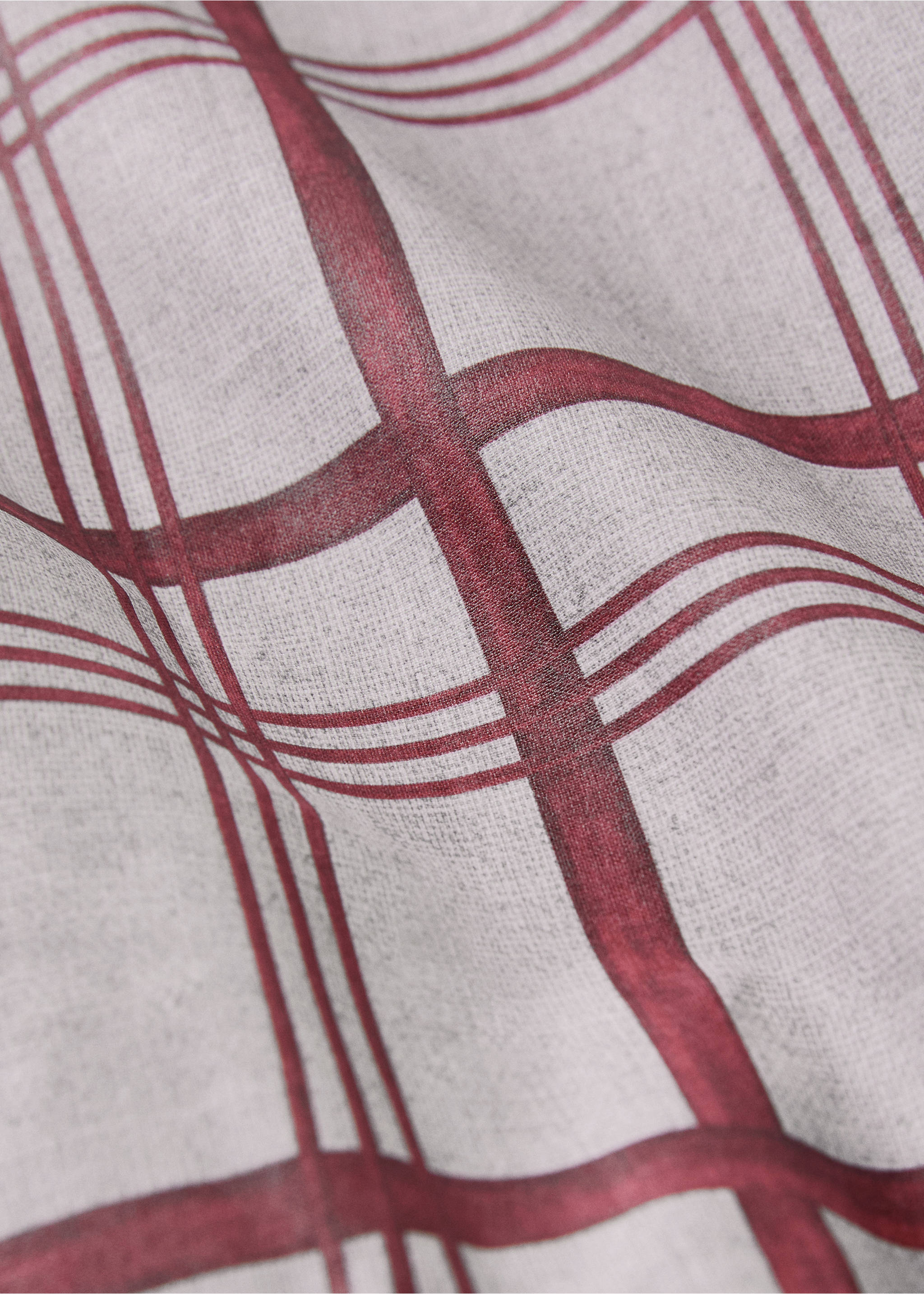 Resin-coated striped tablecloth for 2 to 4 guests - Details of the article 2, Red. Ref: 17017804-00.