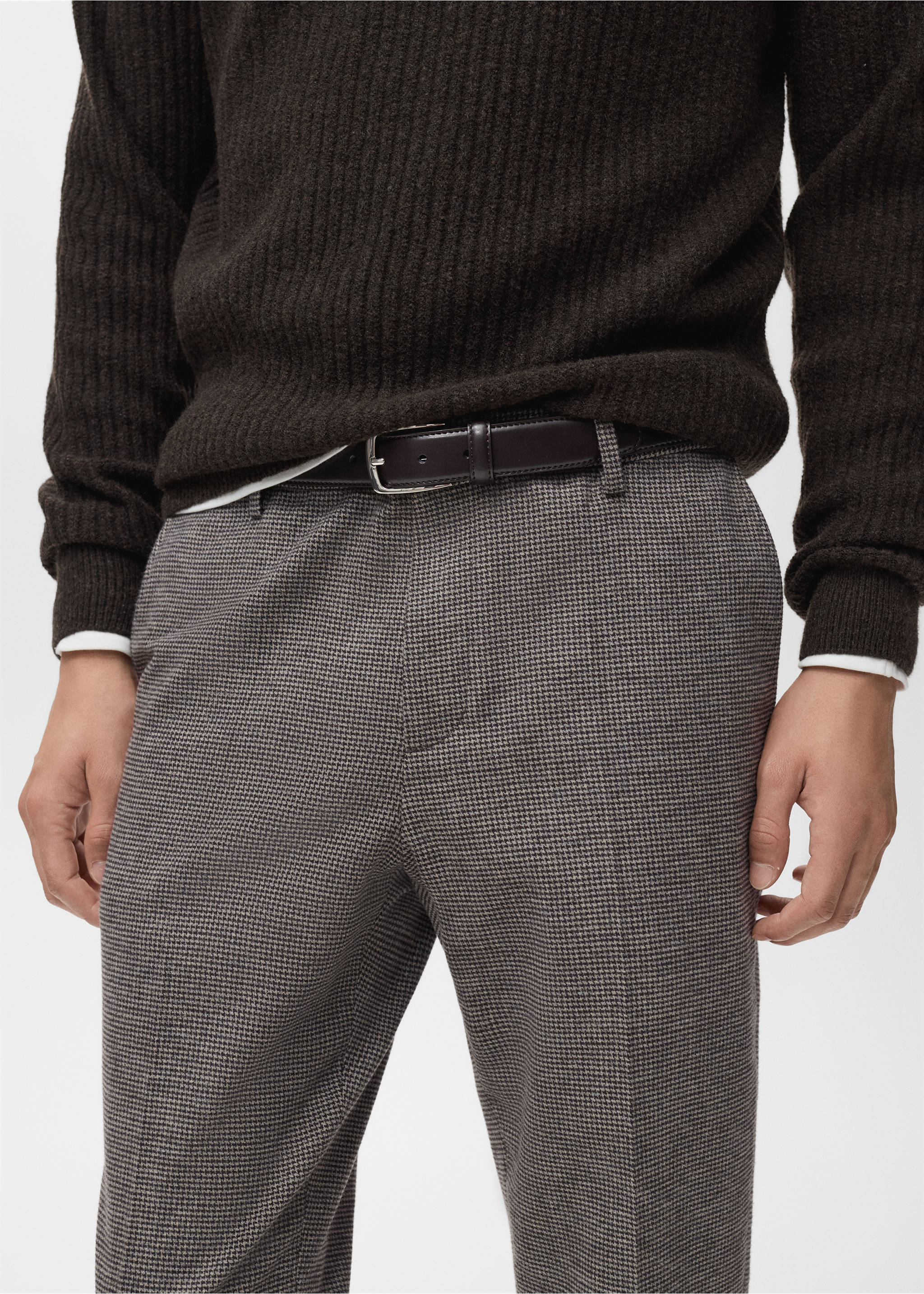 Slim-fit flannel trousers - Details of the article 1, Brown. Ref: 17017886-00.