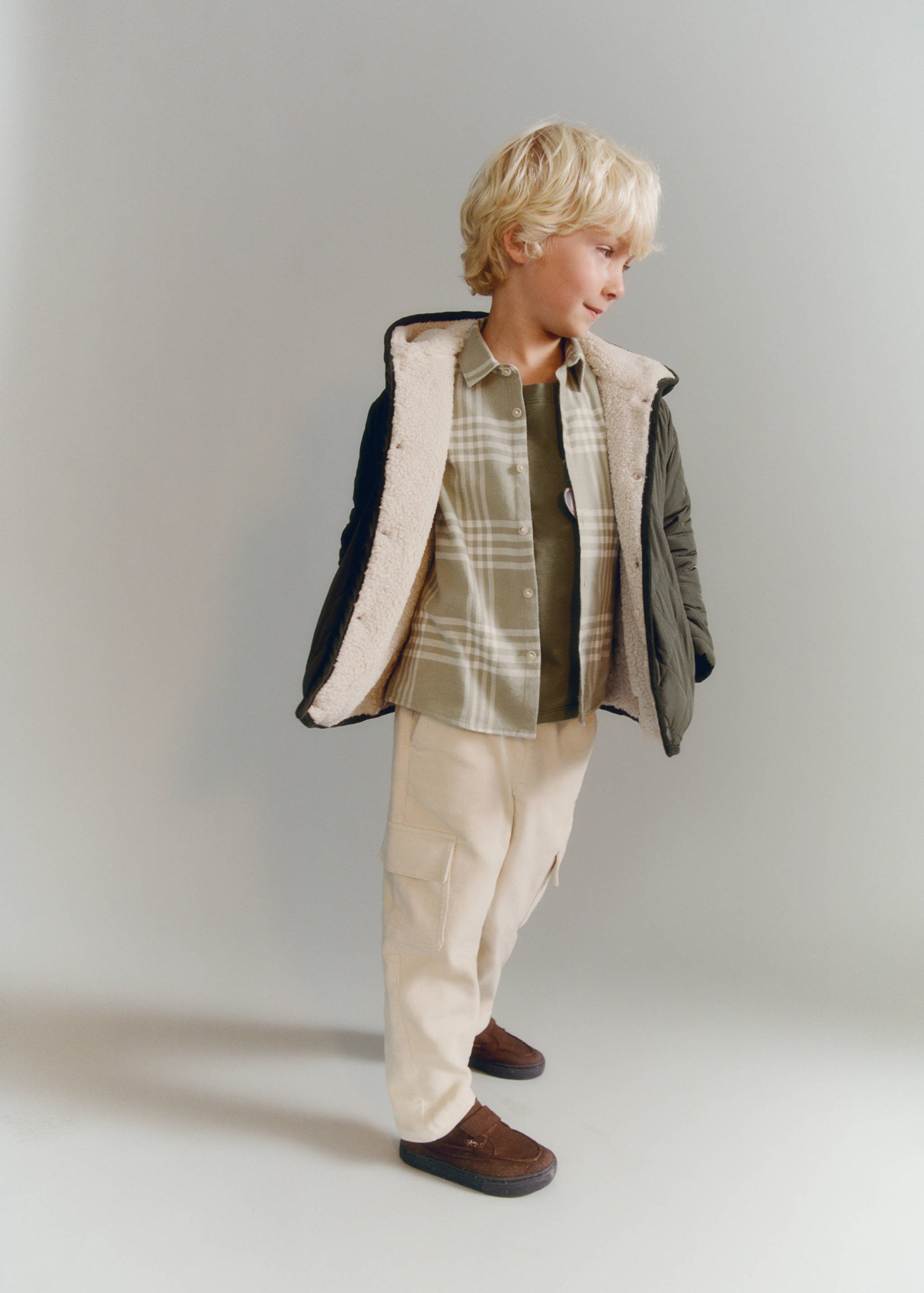 Corduroy cargo trousers - Details of the article 5
