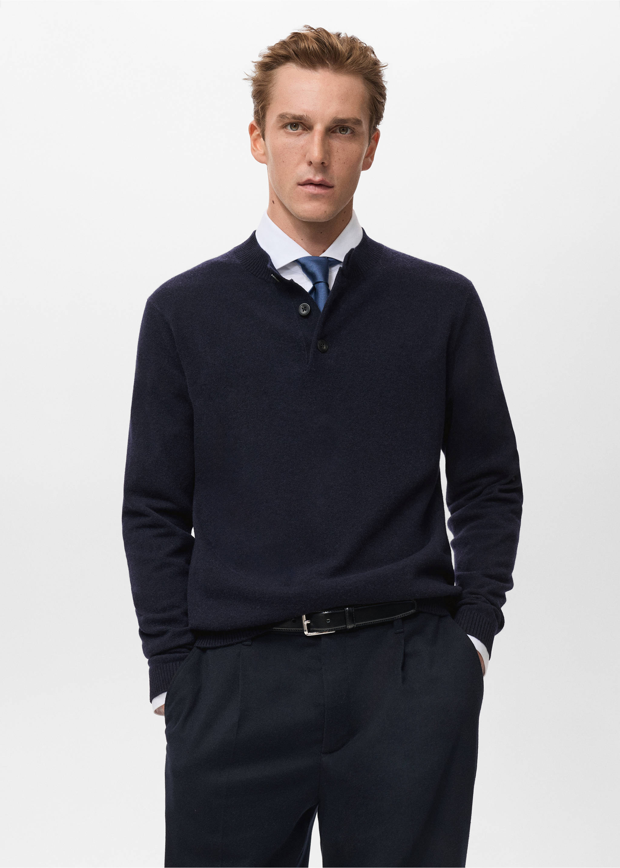 100% extra-fine wool knitted sweater - Medium plane, Navy. Ref: 17017905-00.