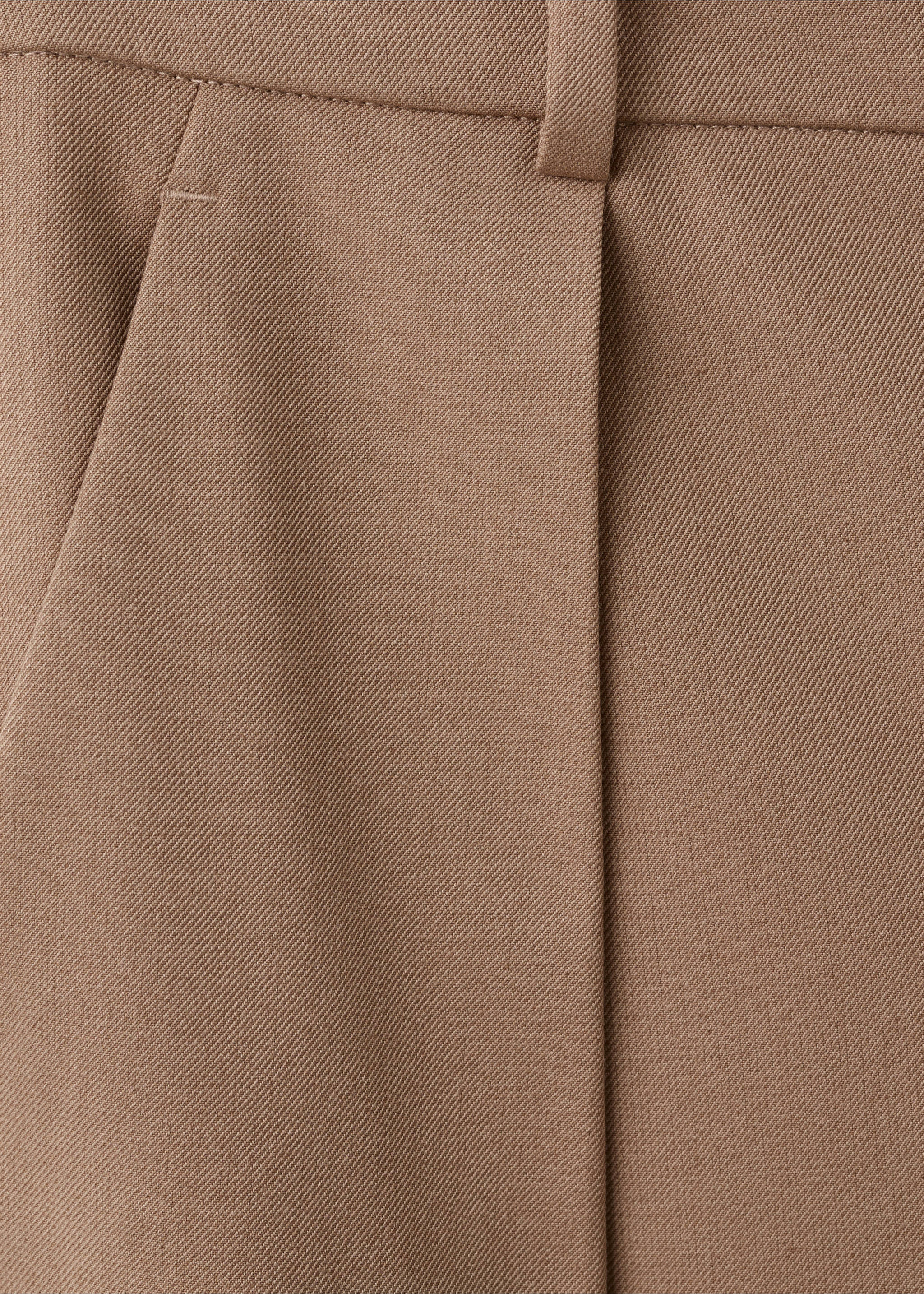 Straight-leg pleated trousers with front fly - Details of the article 0, Medium Brown. Ref: 17017916-00.