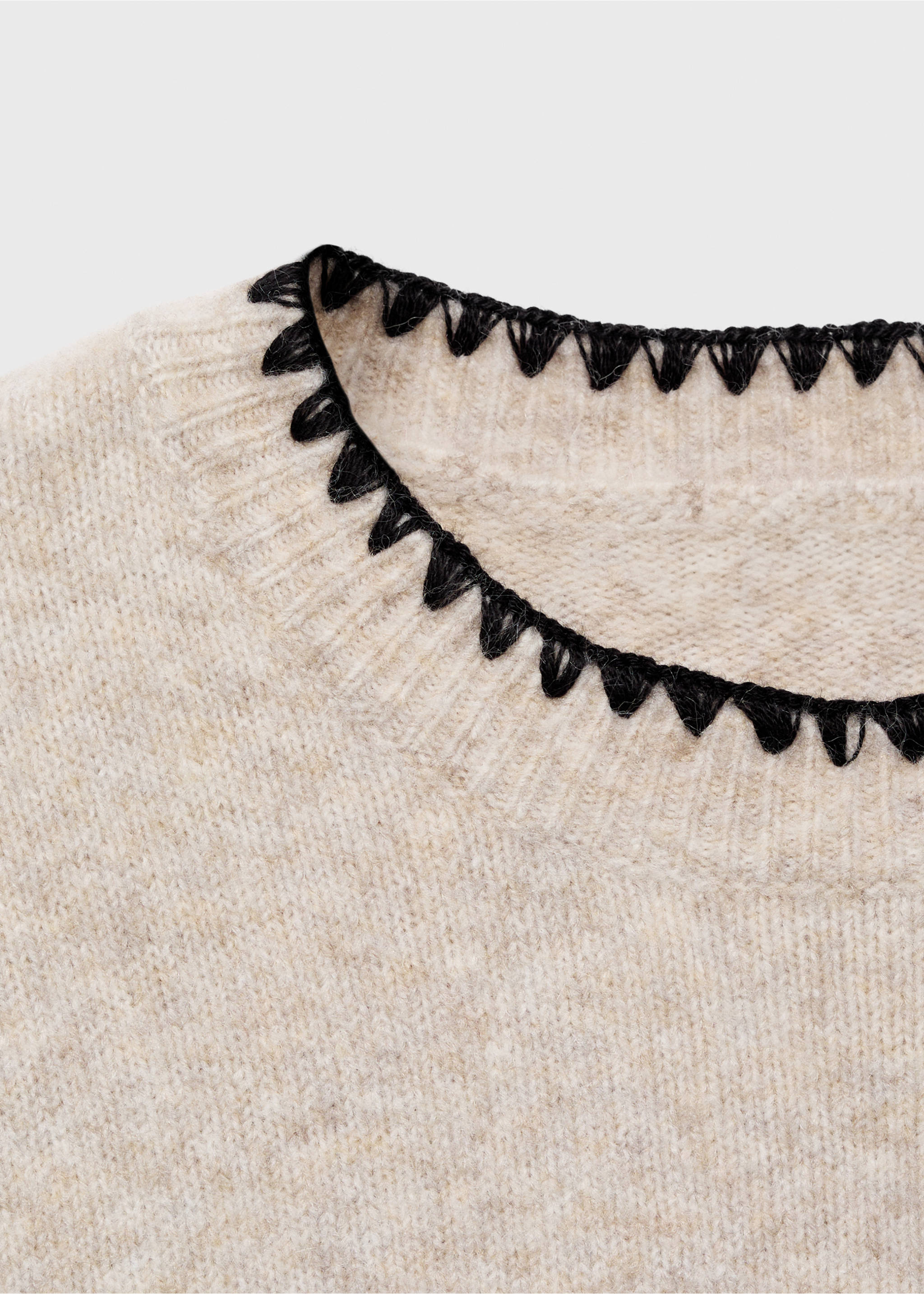 Knit embroidered sweater - Details of the article 8, Sand. Ref: 17018268-00.