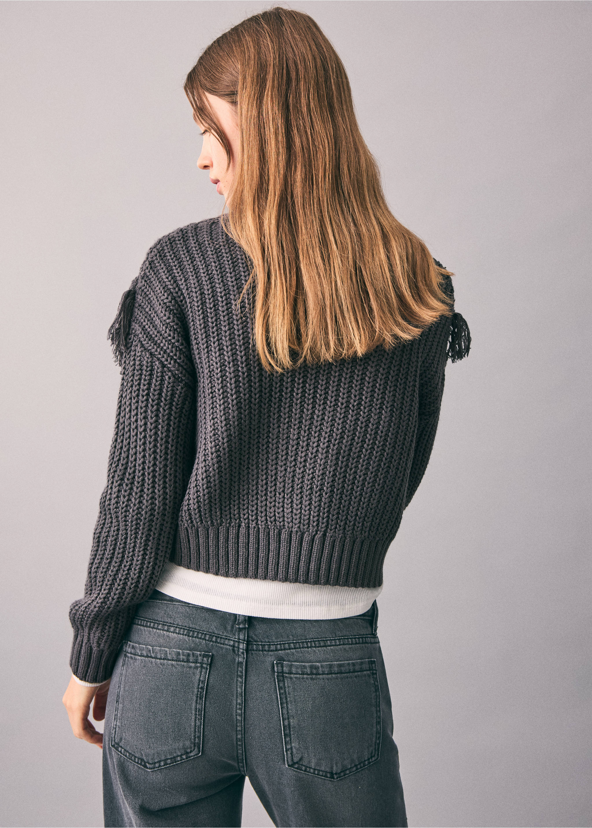 Pull-over maille franges - Verso de l’article, Gris anthracite. Ref: 17018271-00.