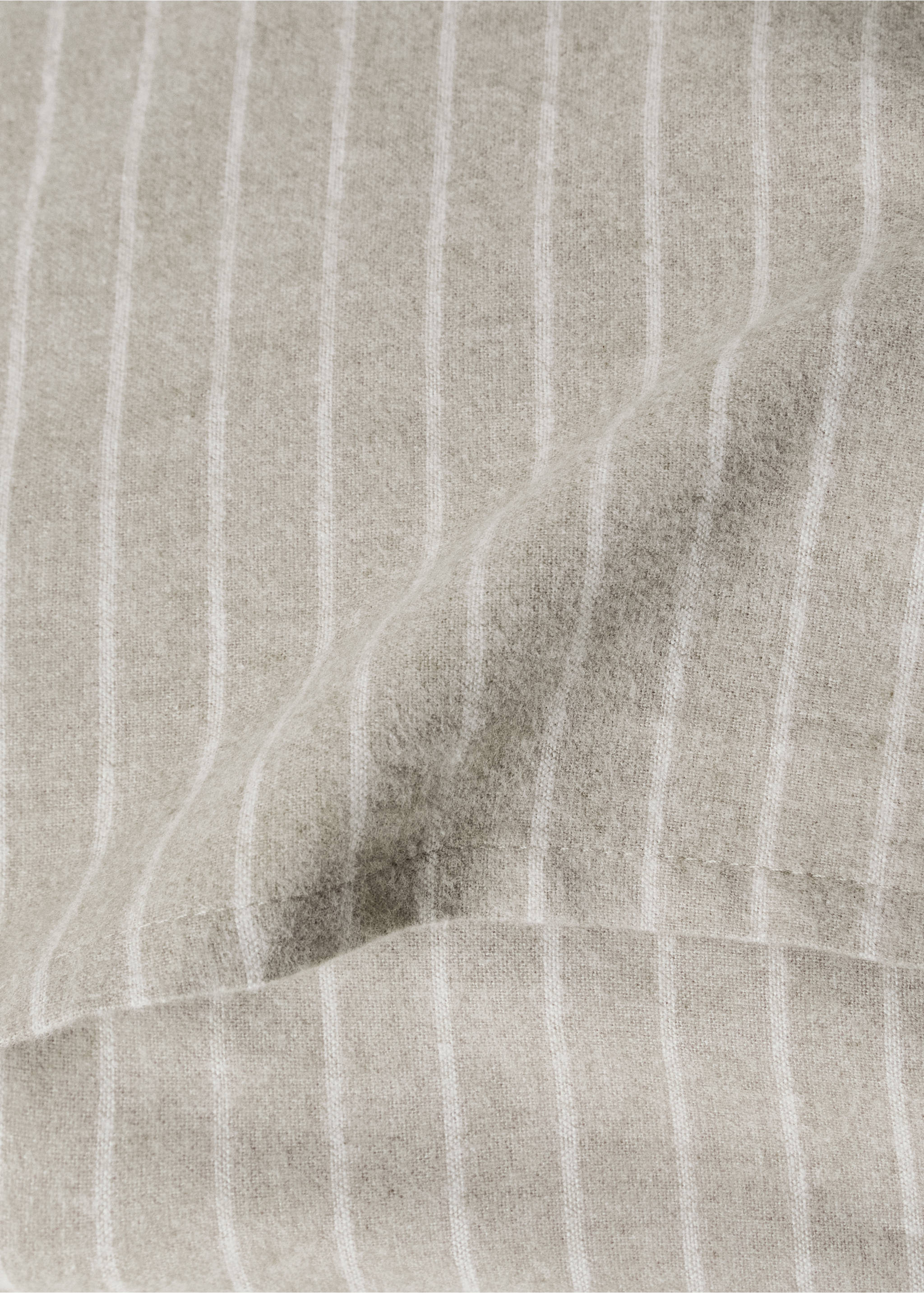 Two cotton flannel pillowcases with melange threads and fine stripes, 50x75cm - Details of the article 2, Beige. Ref: 17018282-00.