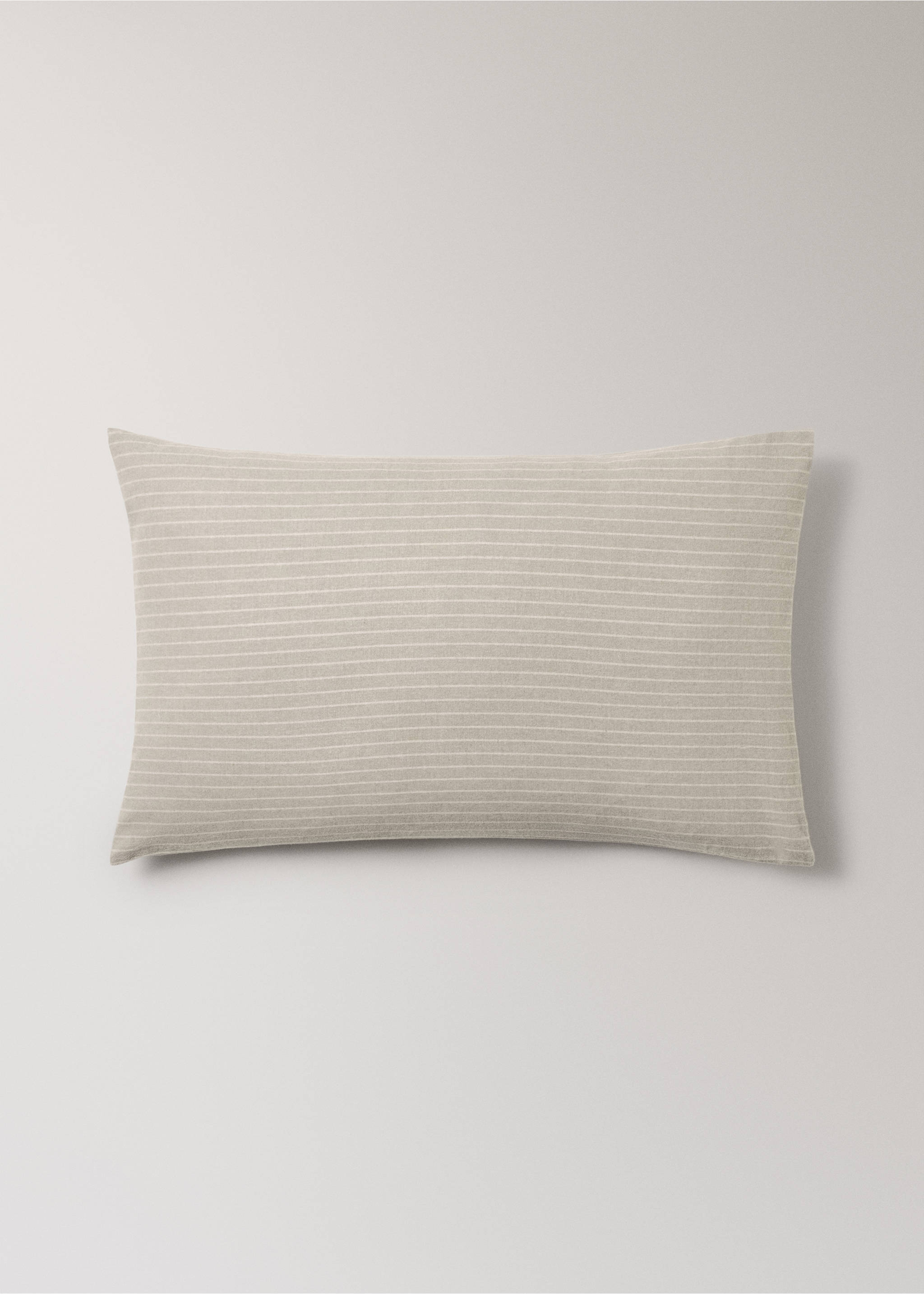 Two cotton flannel pillowcases with melange threads and fine stripes, 50x75cm - Article without model, Beige. Ref: 17018282-00.